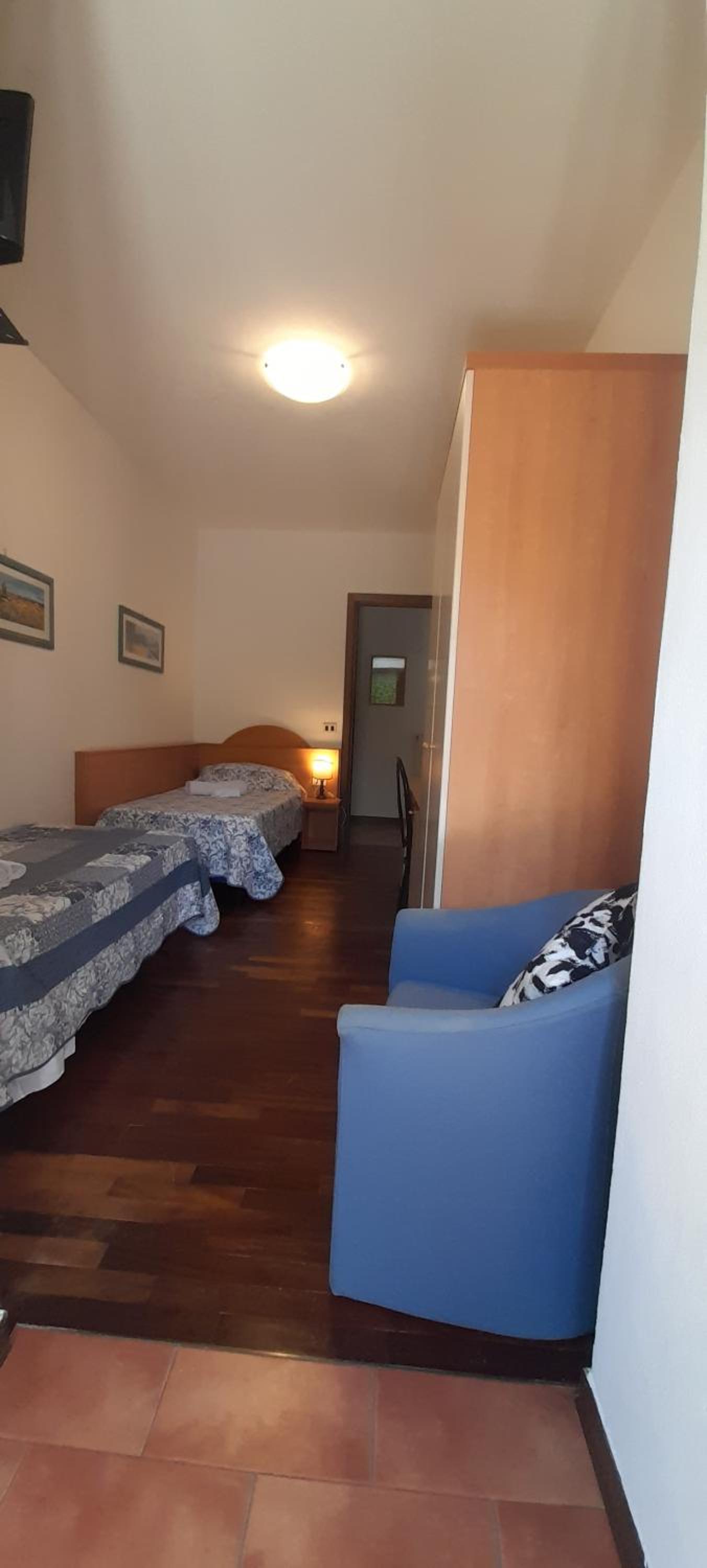 Standard Twin Room With Sofa