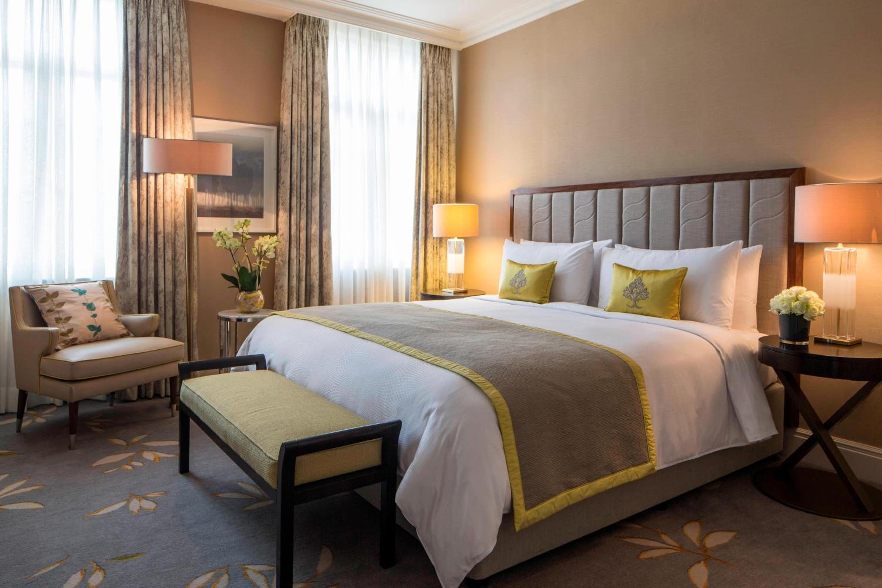 Executive Suite, 1 King