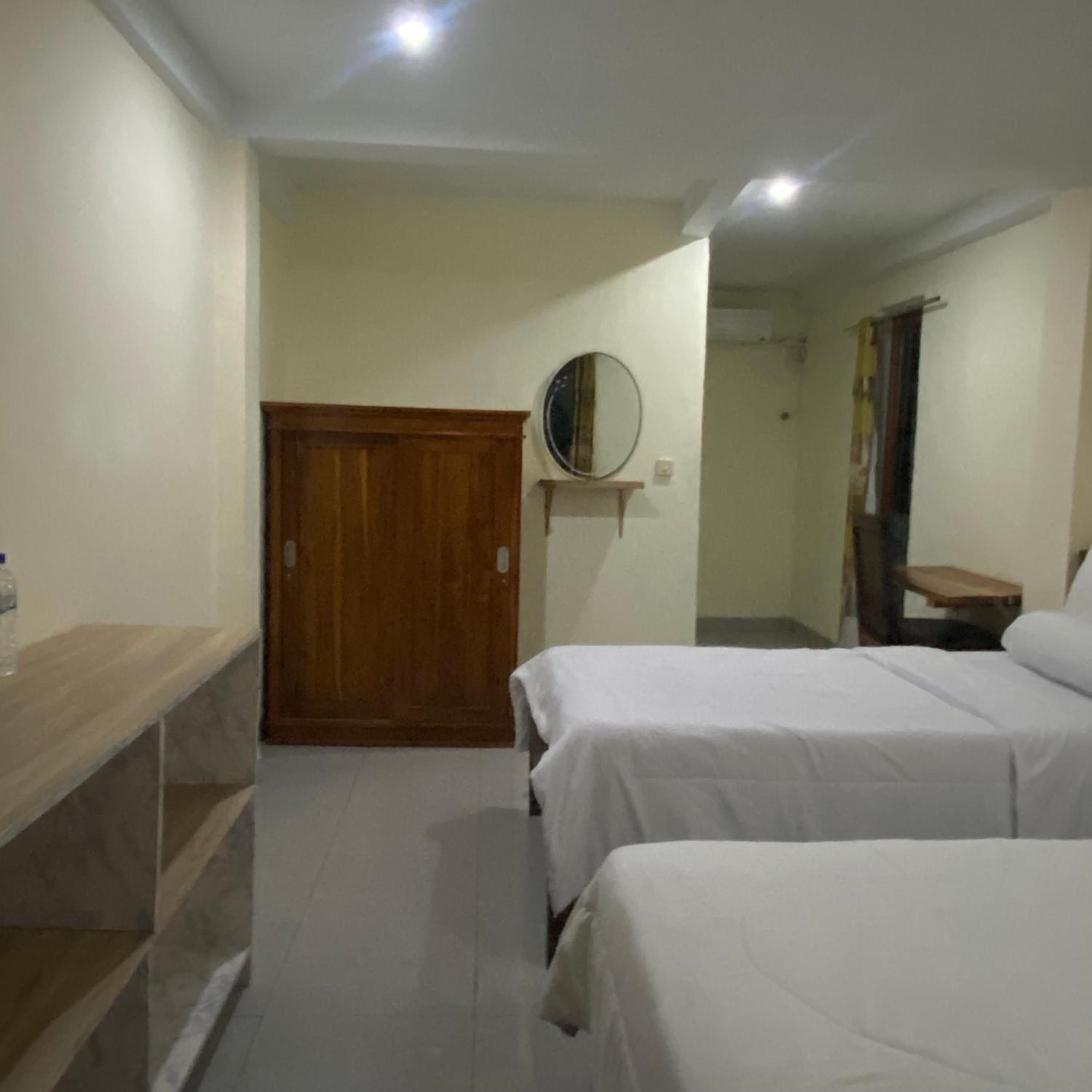 Deluxe Family Room - Photo 15