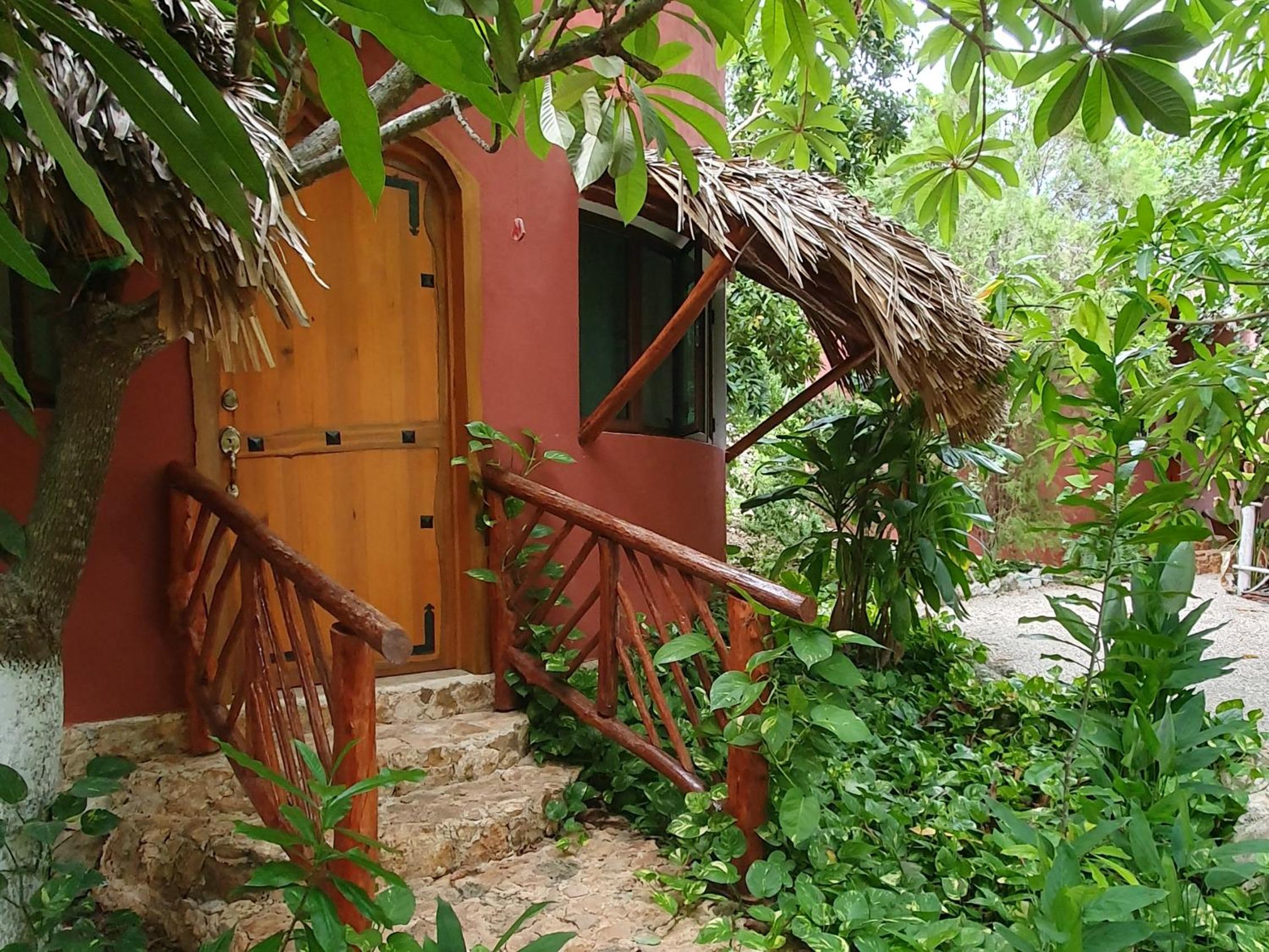Deluxe Double or Twin Room with Pool Access - Photo 2