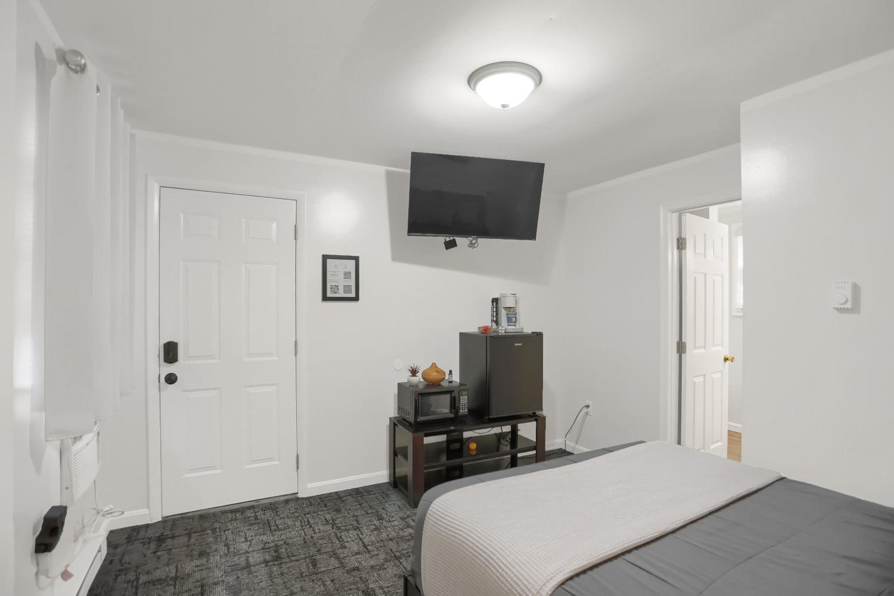 Double Room - Photo 2