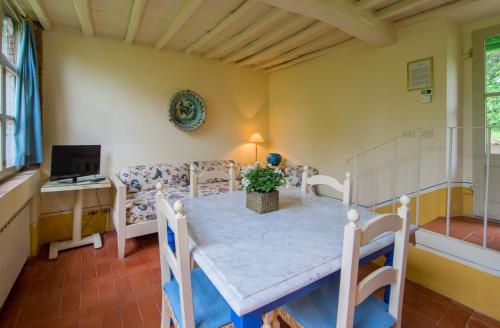 Apartment with Private Garden - Annex (3 adults) photo 2