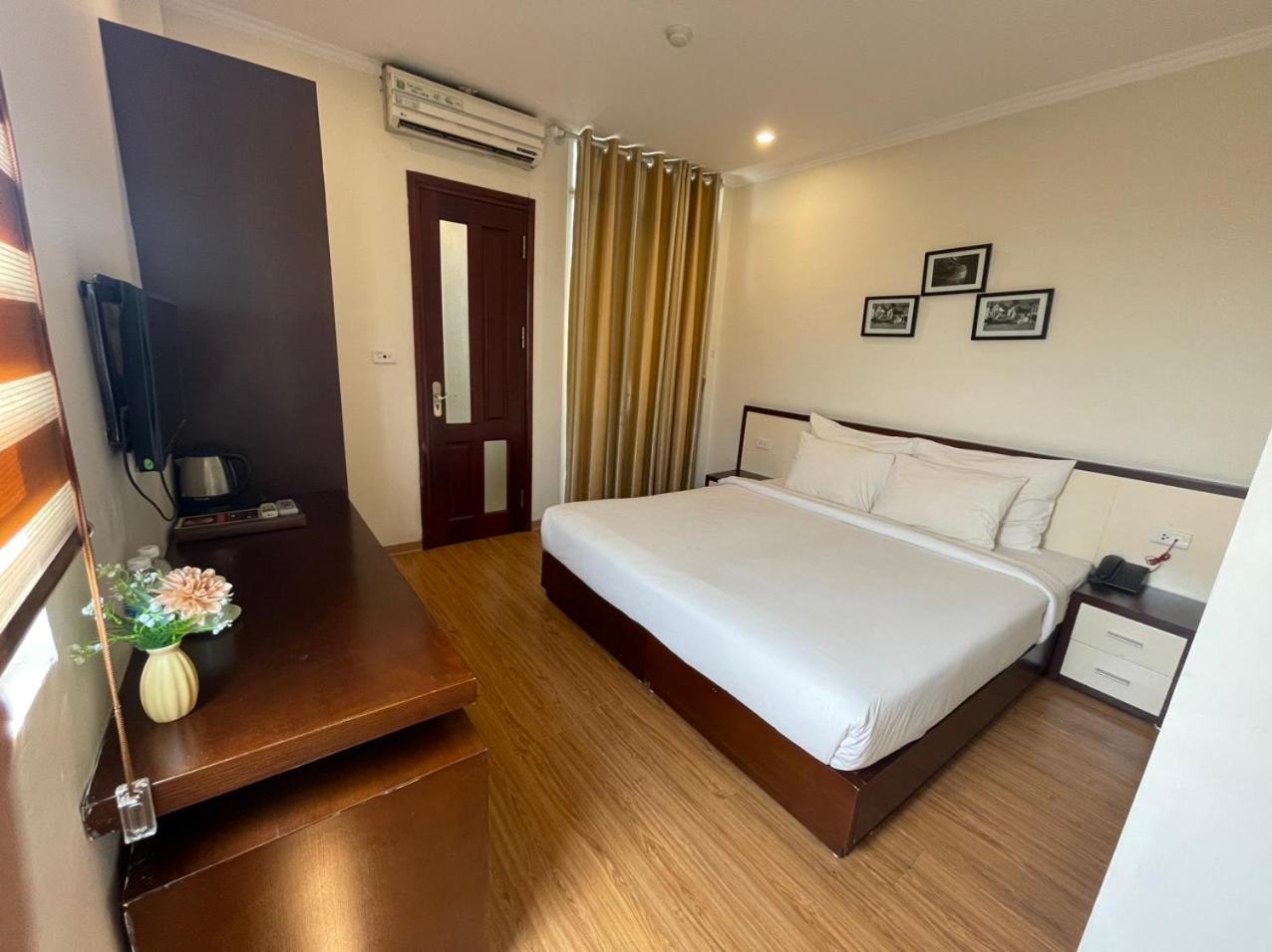 Deluxe Double or Twin Room