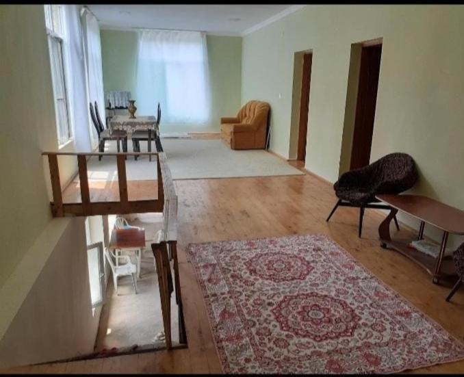 Three-Bedroom Apartment photo 3