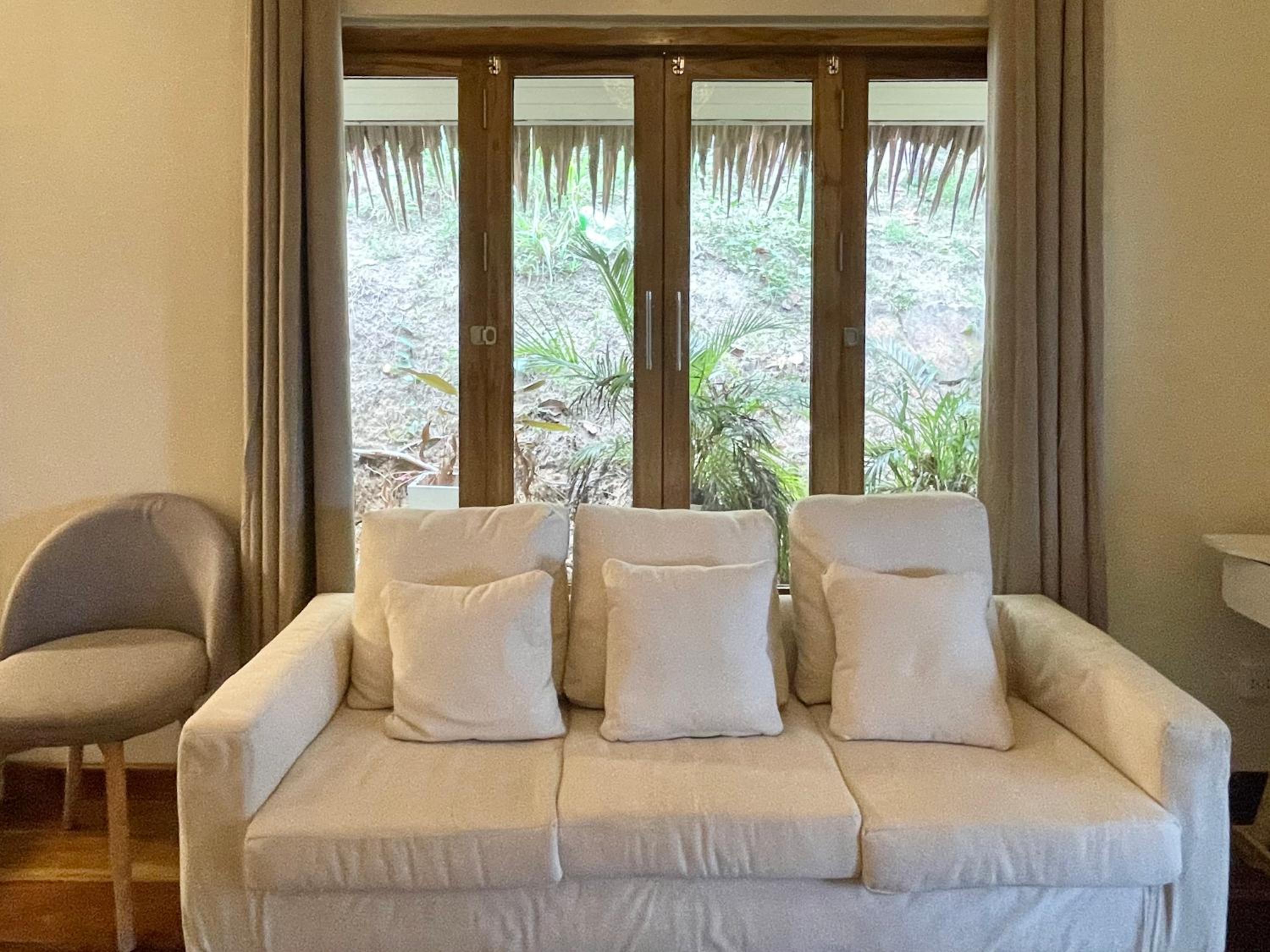 King Room with Pool View photo 1