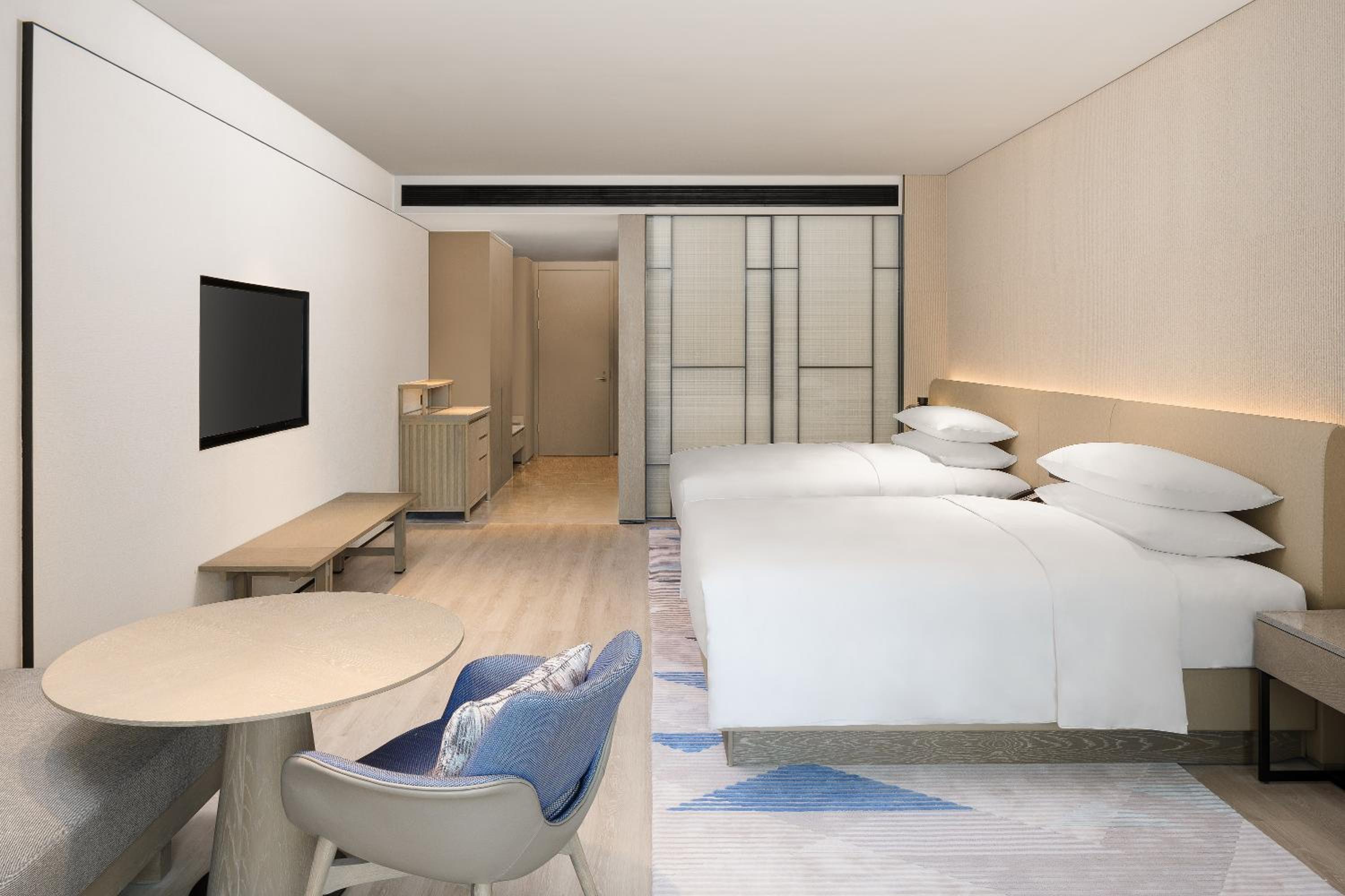 Deluxe Guest room, 2 Doubles, Balcony