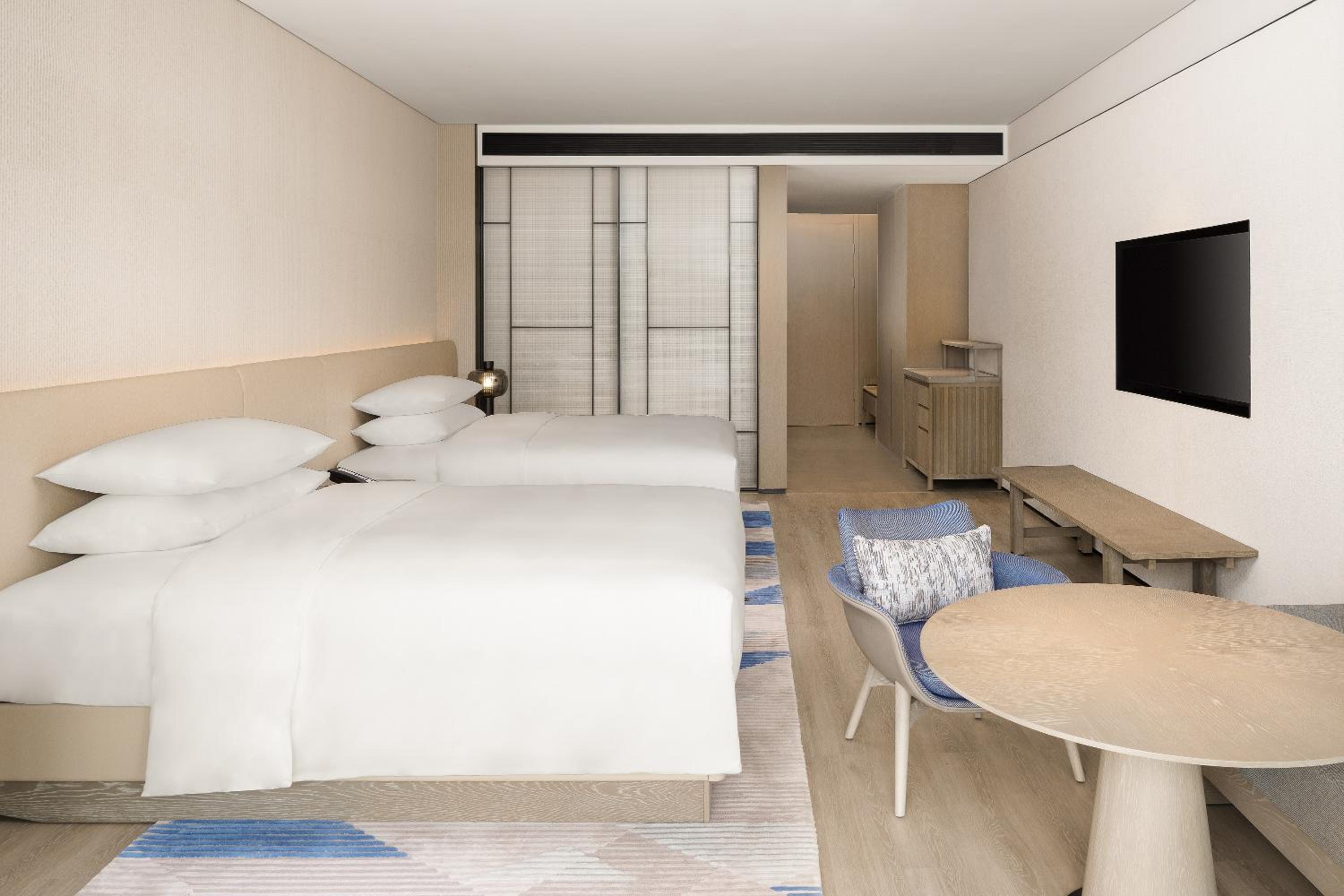 Deluxe Guest room, 2 Doubles,  Balcony photo 3