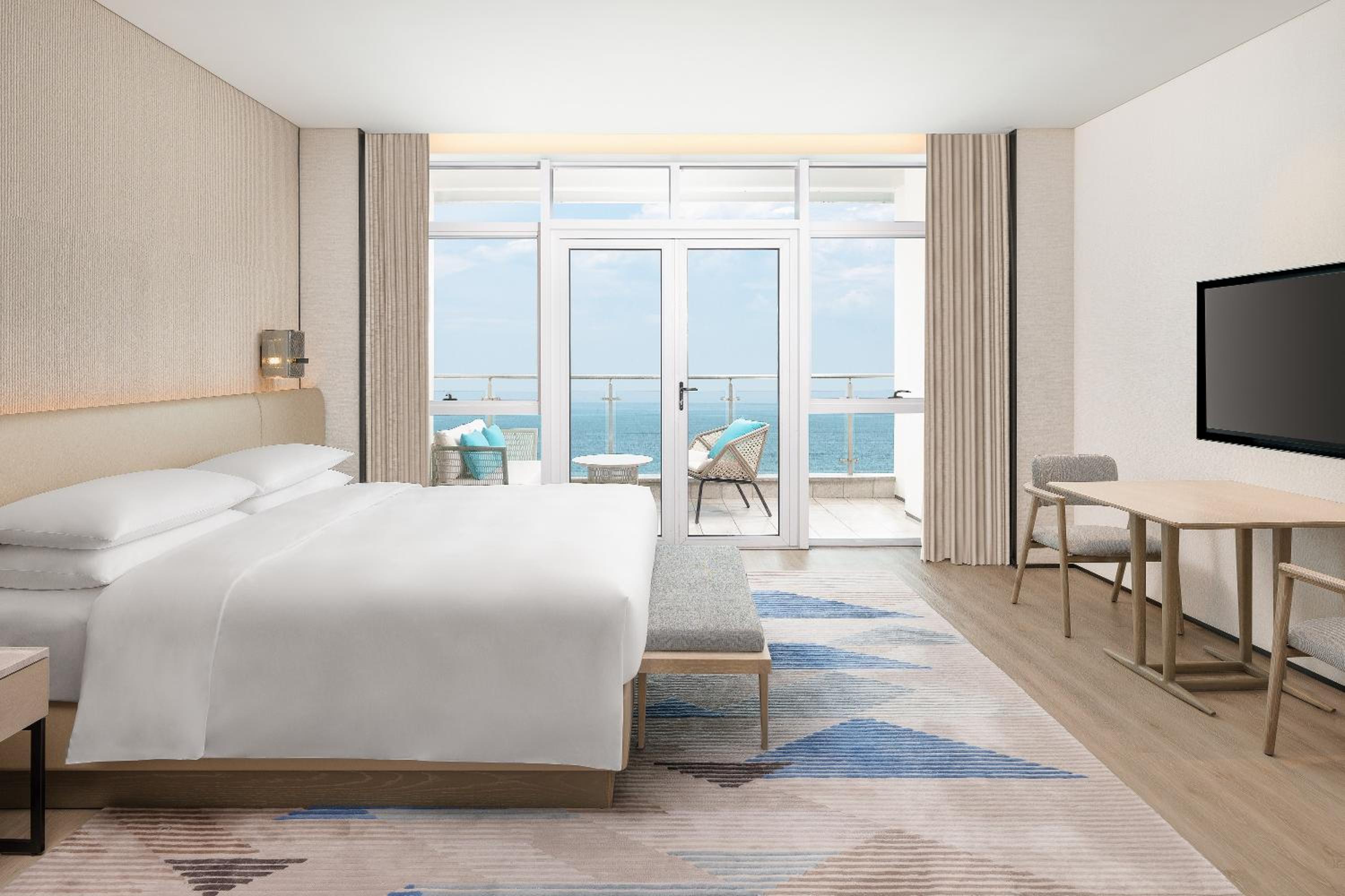 Premier, 1 Bedroom Suite, 1 King, Ocean view