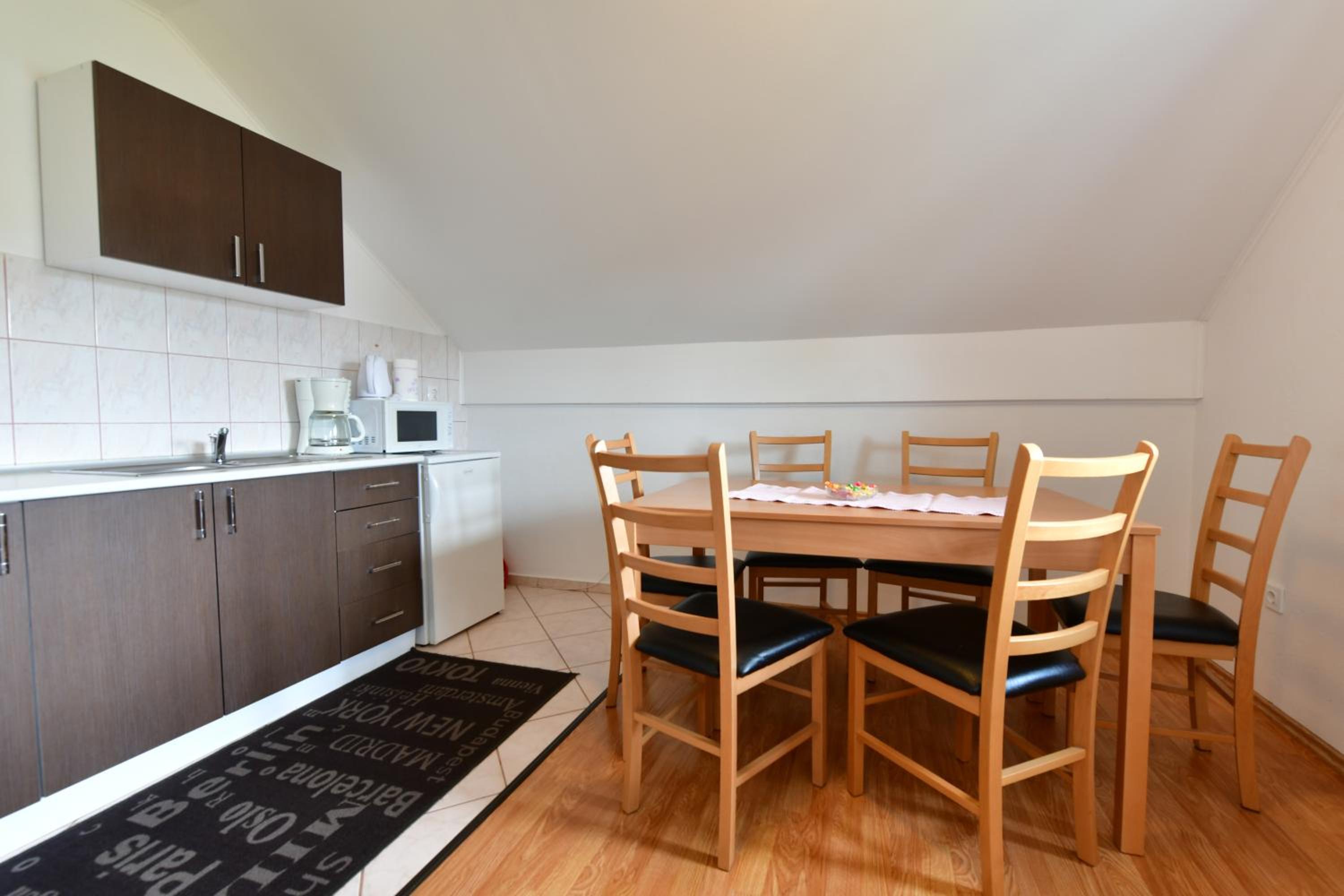 Two-Bedroom Apartment - Photo 22
