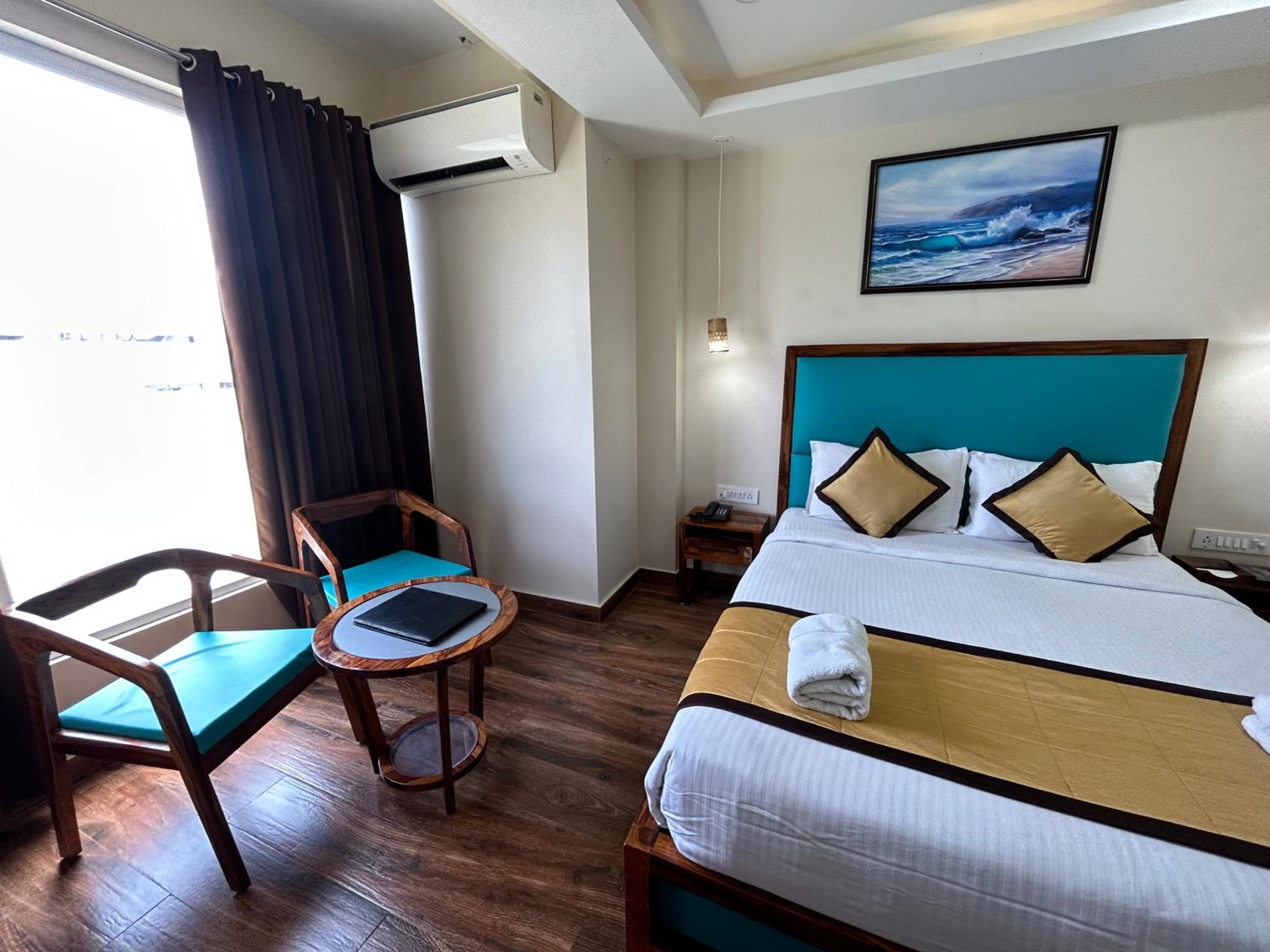 Deluxe Double Room - Photo 7
