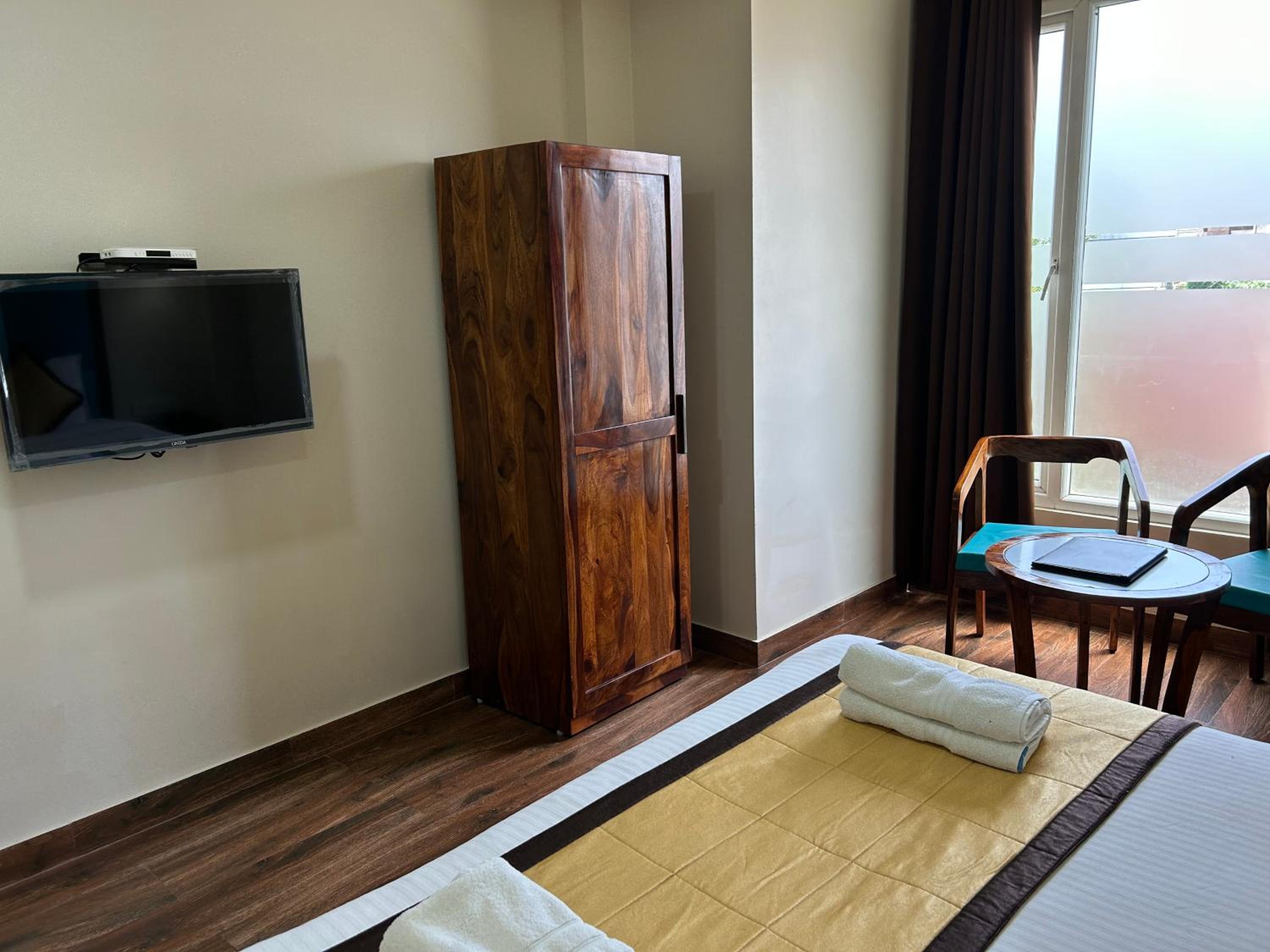 Deluxe Double Room - Photo 6