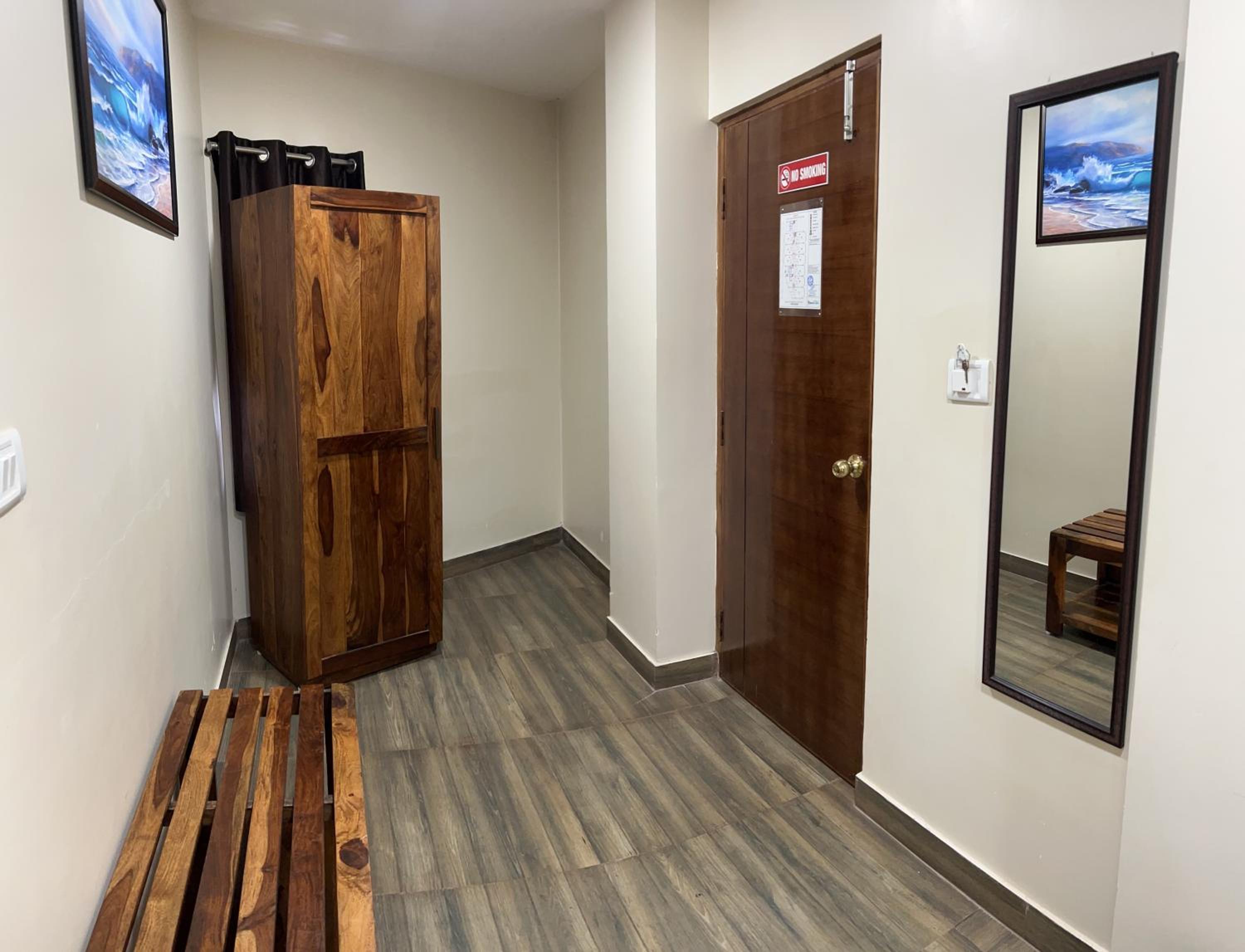 Family Room - Photo 7