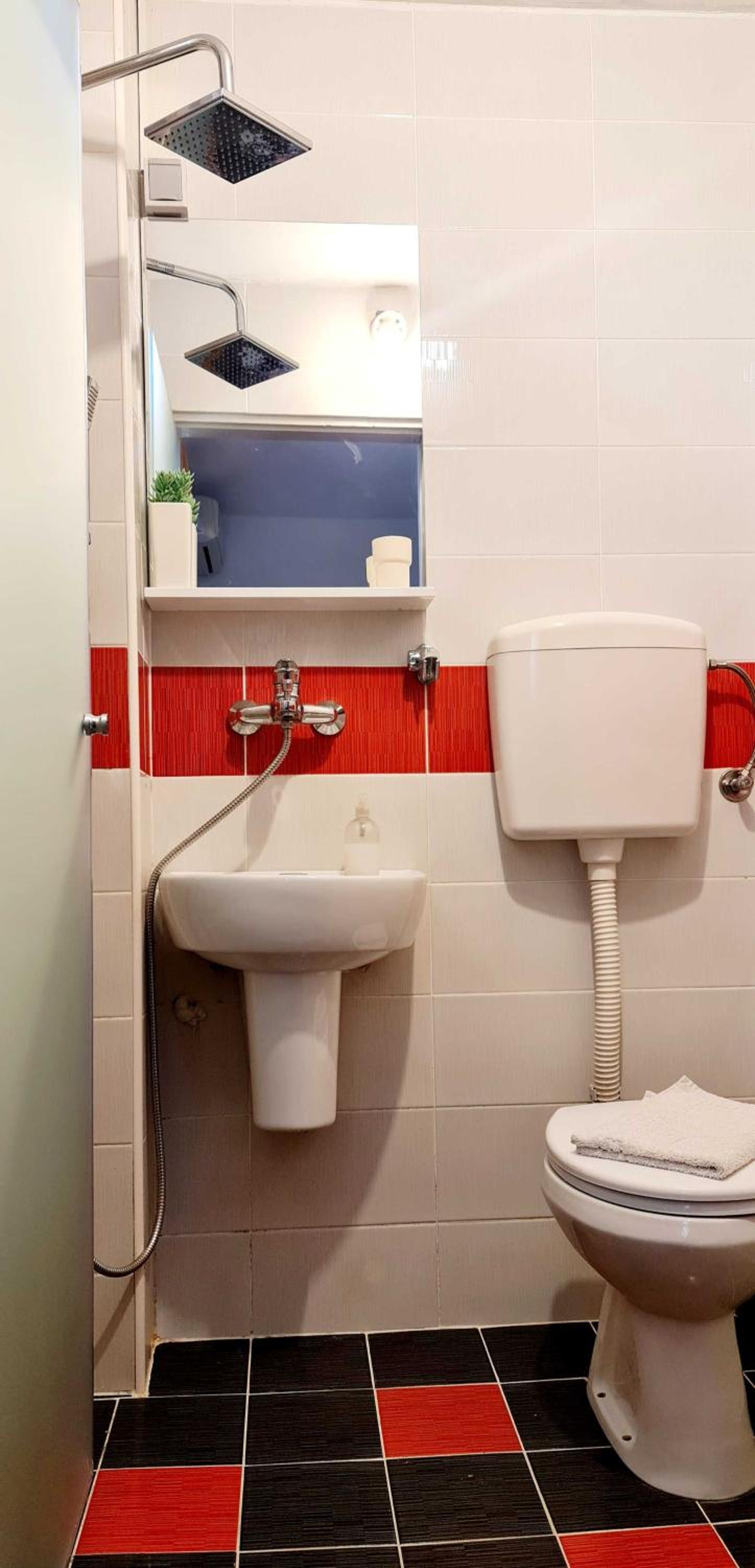 Twin Room with Toilet photo 2