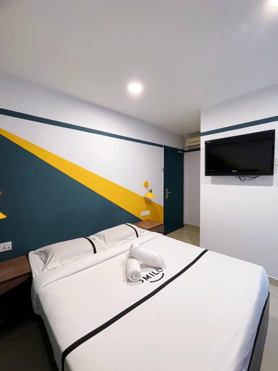 Double Room - Photo 3
