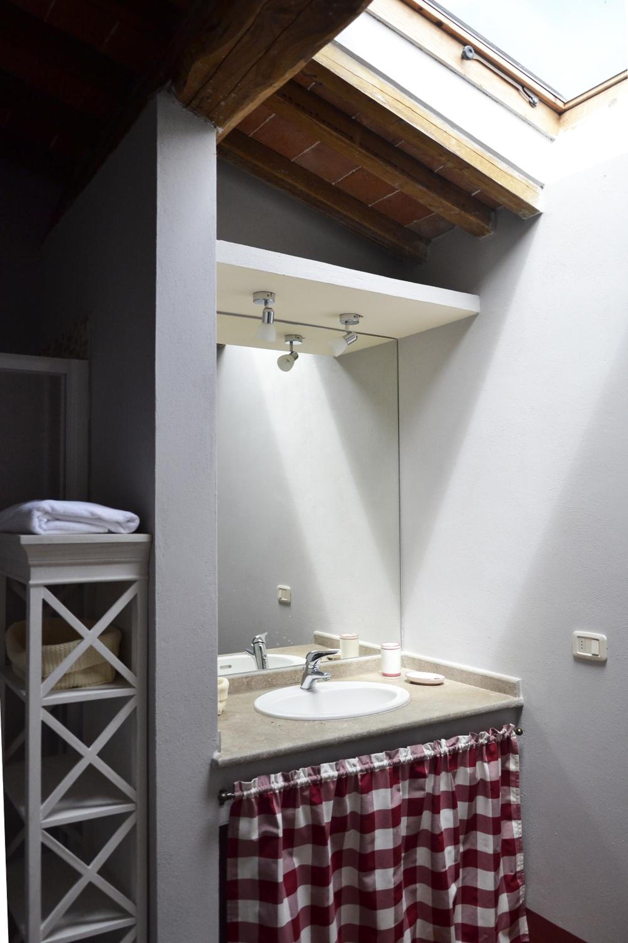 Superior Double Room - Photo 4