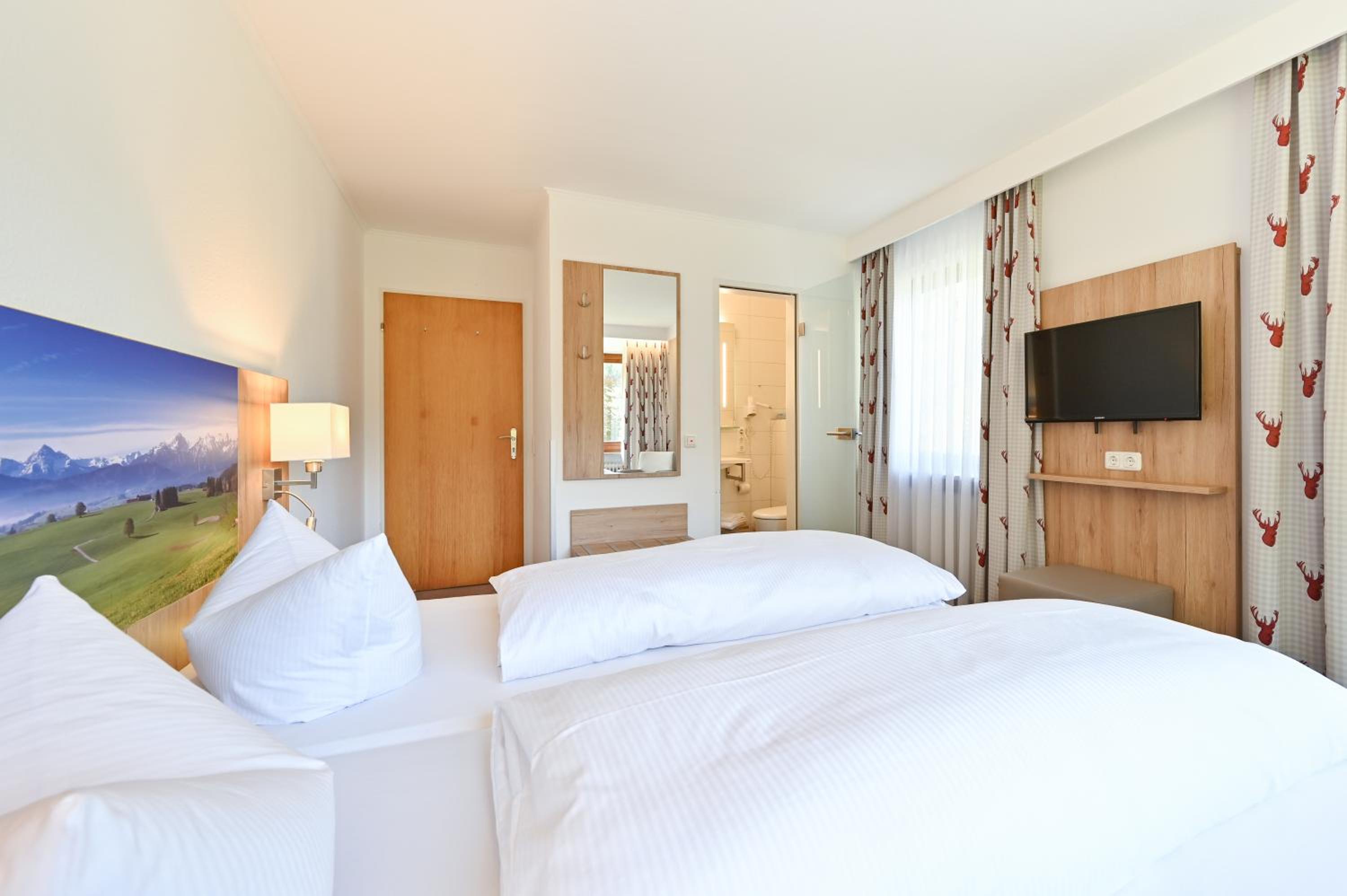Triple Room with Balcony - Photo 3