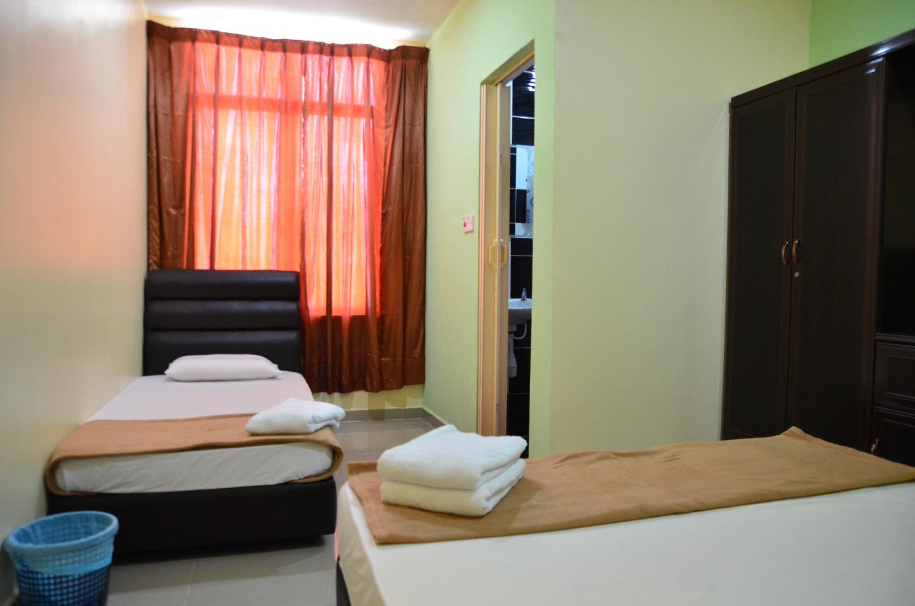 Budget Triple Room photo 2
