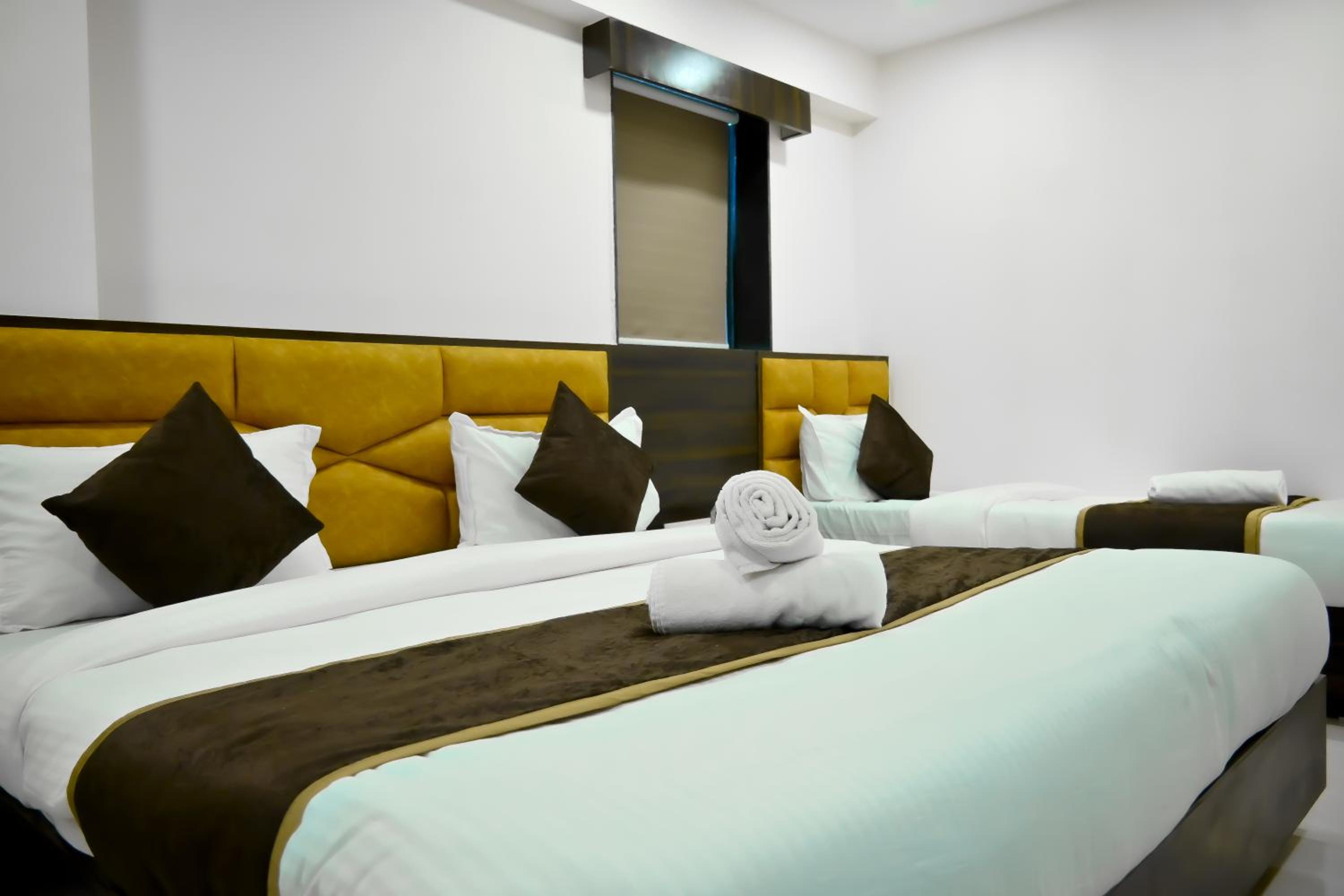 Budget Double Room photo 3