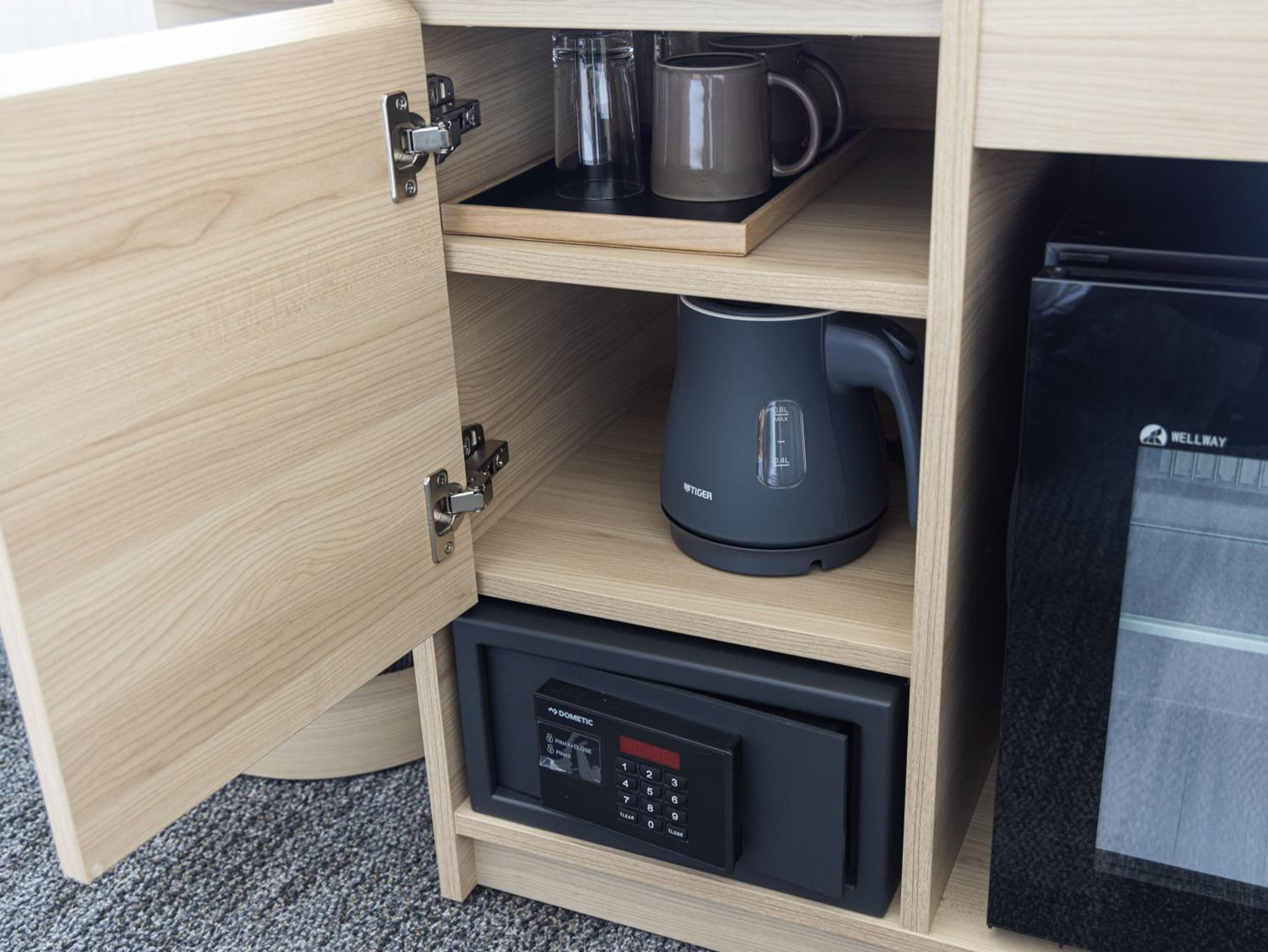 Standard Twin Room - Photo 3