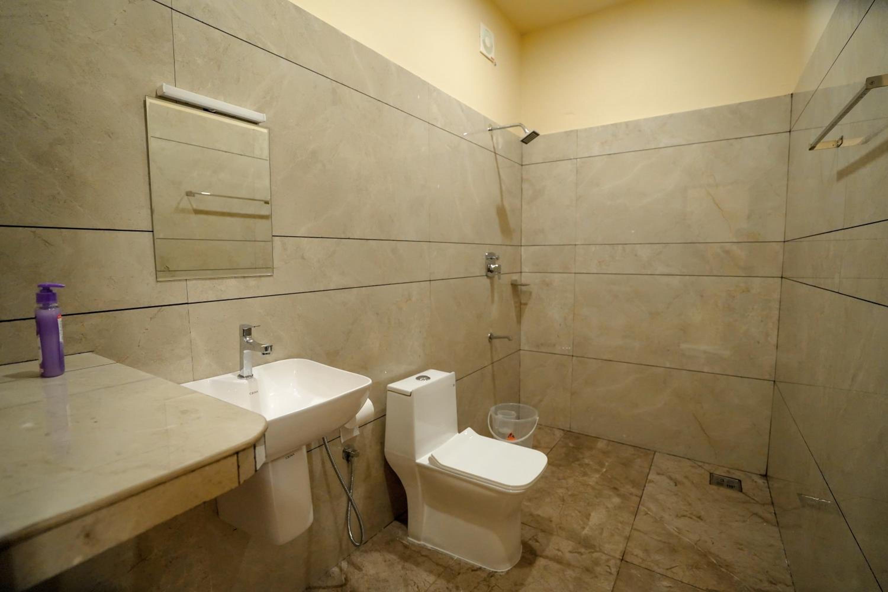 Queen Room with Garden View photo 2
