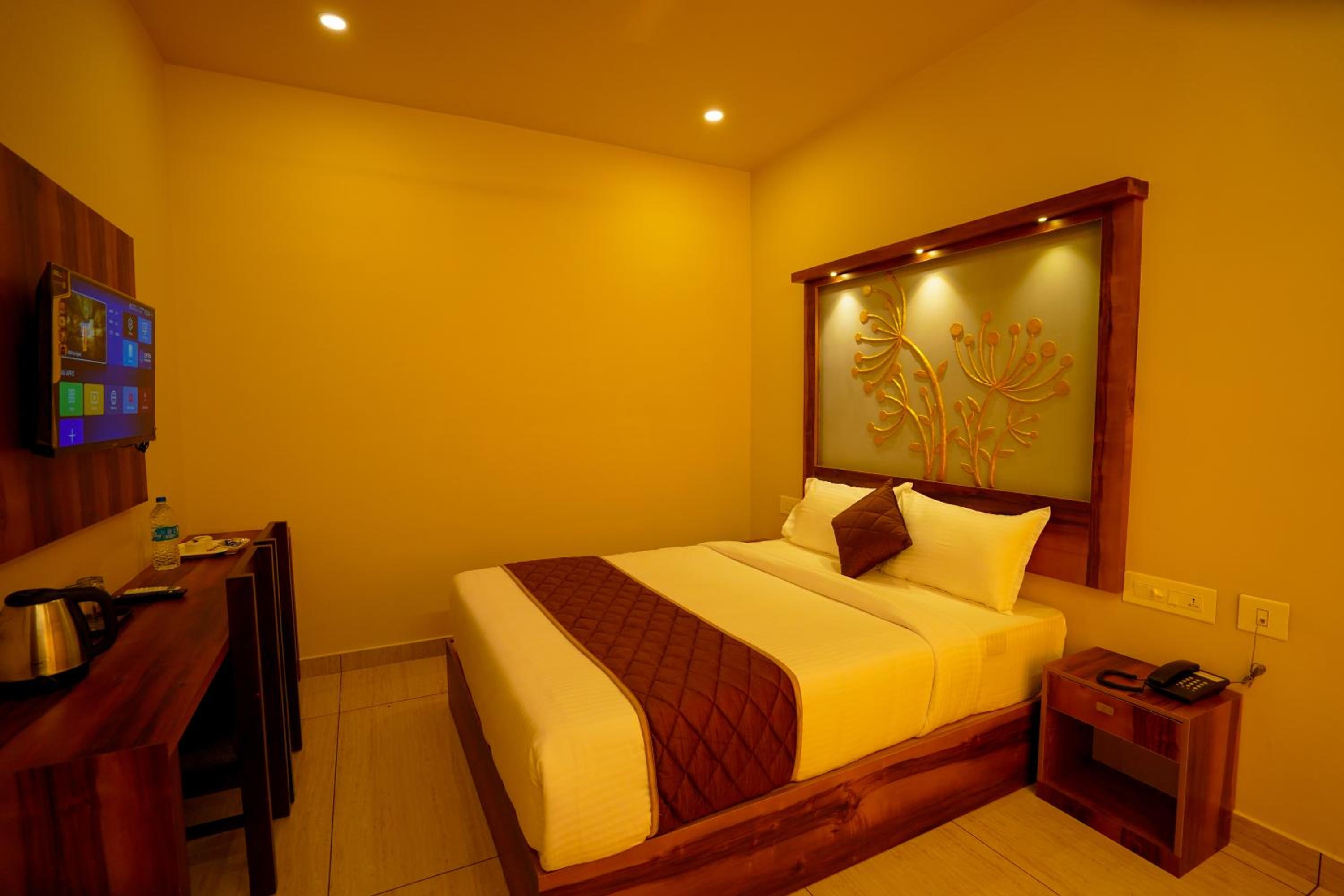 Queen Room with Garden View photo 3