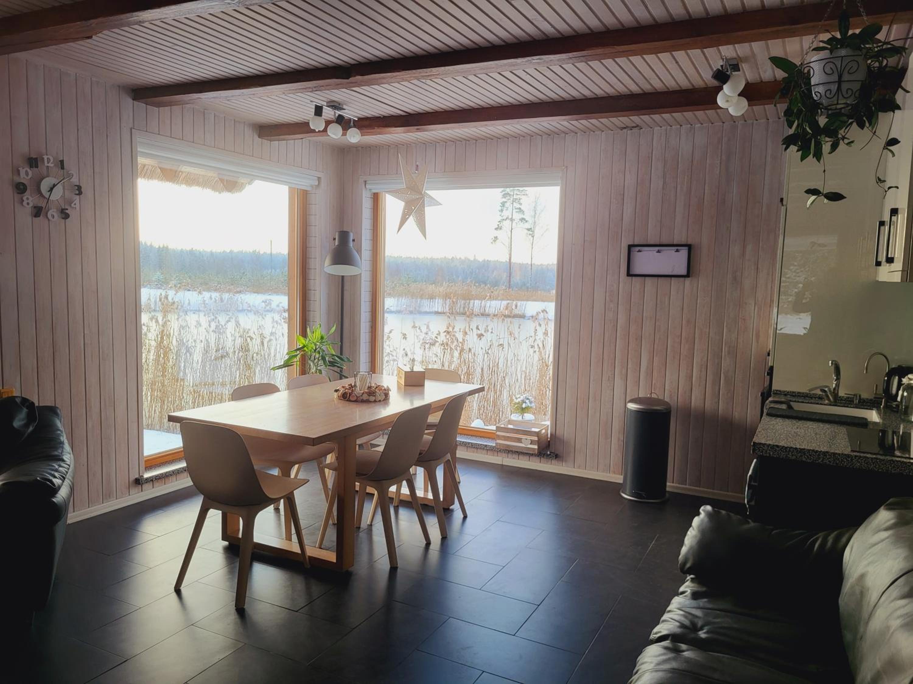 Three-Bedroom House - Lake - Photo 16