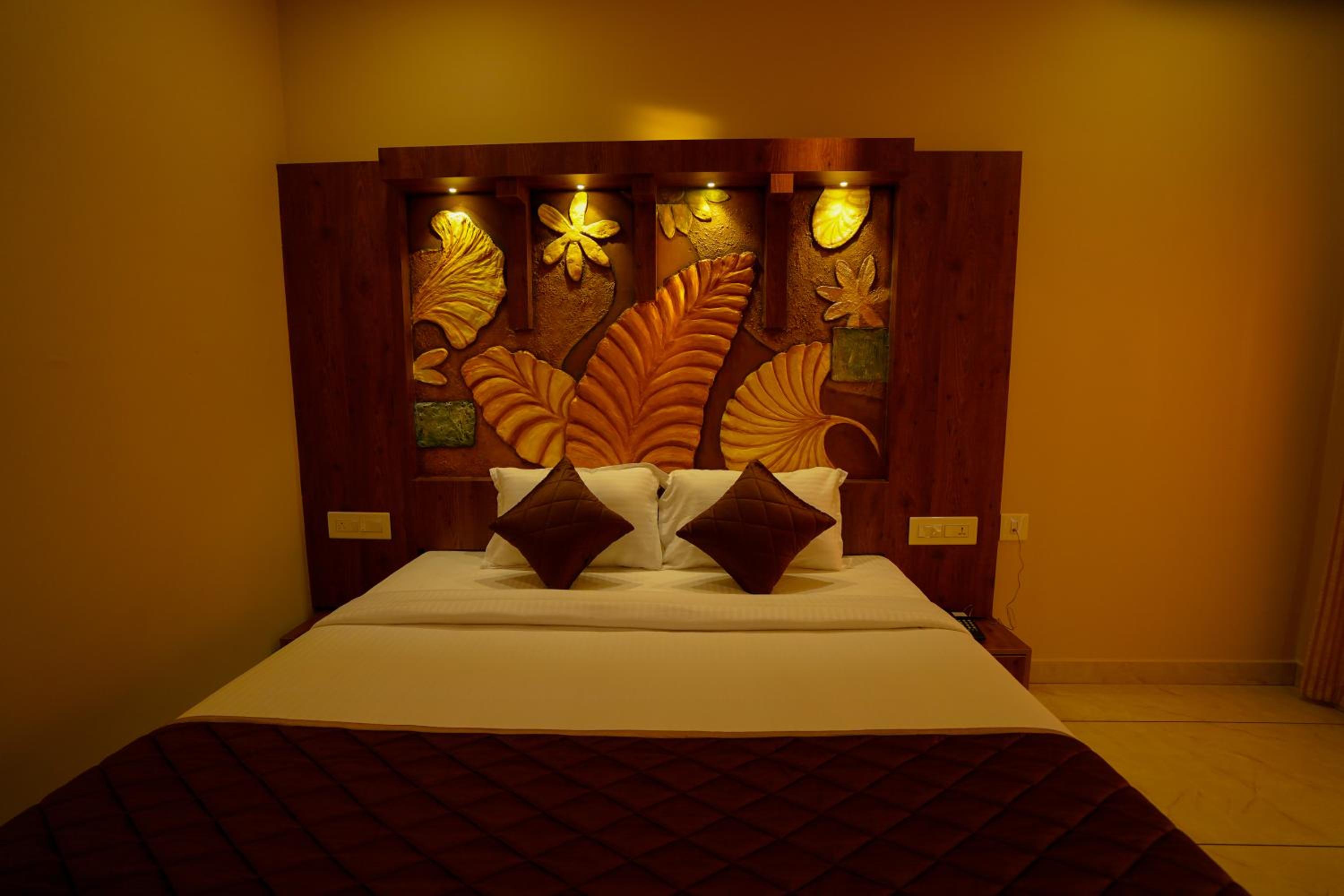 King Room with Garden View photo 2