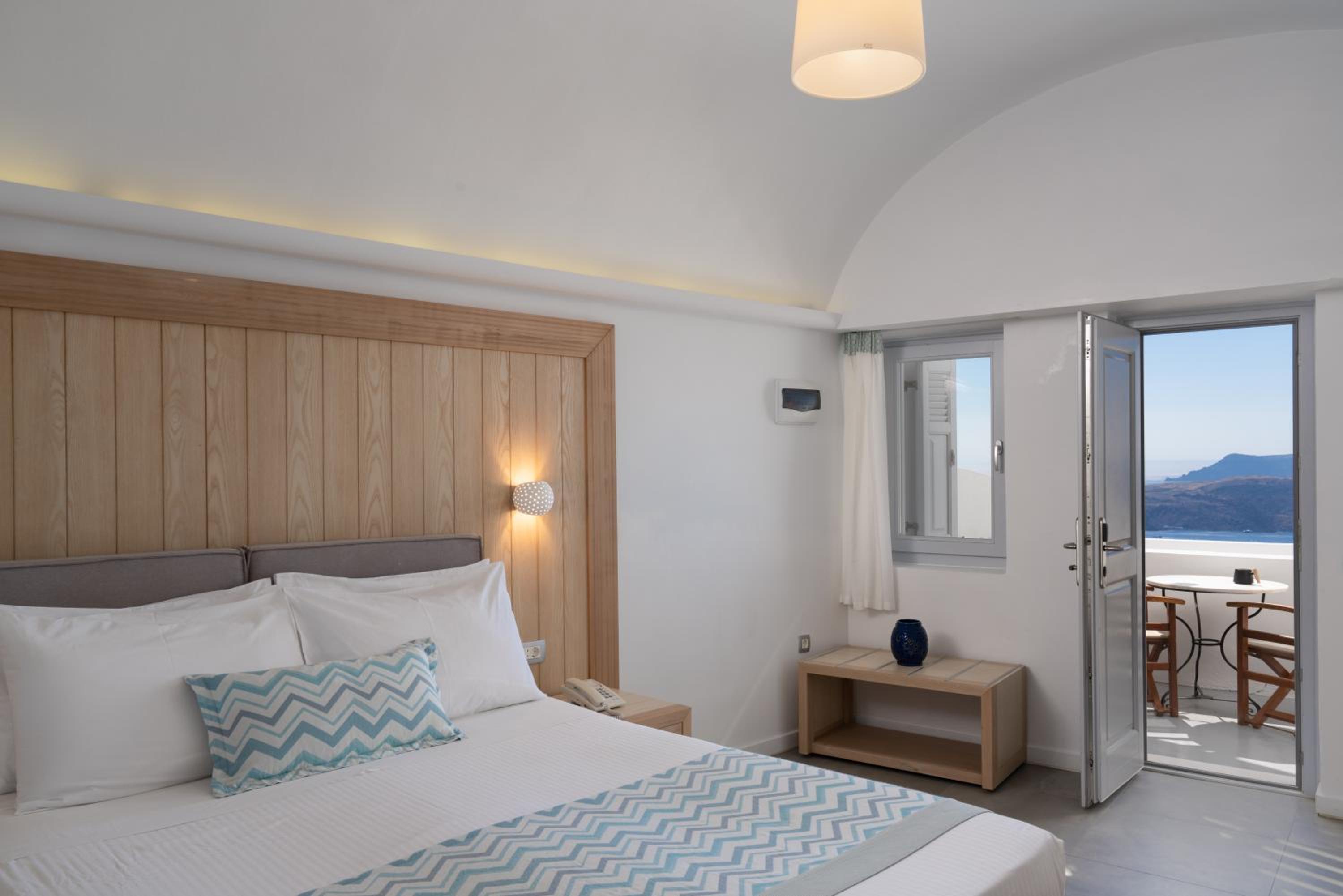 Superior Room with Caldera View - Photo 1