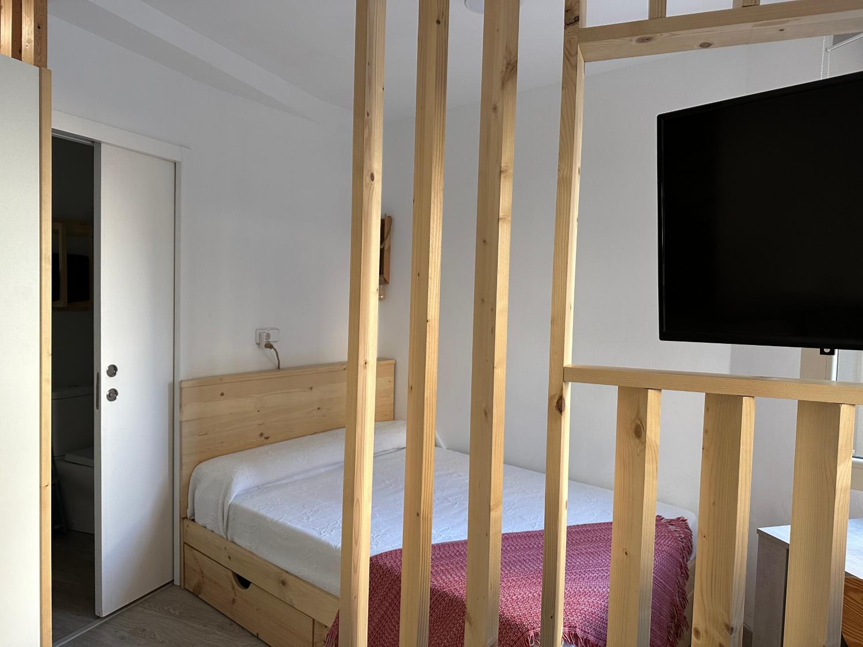 King Studio with Sofa Bed - Photo 1