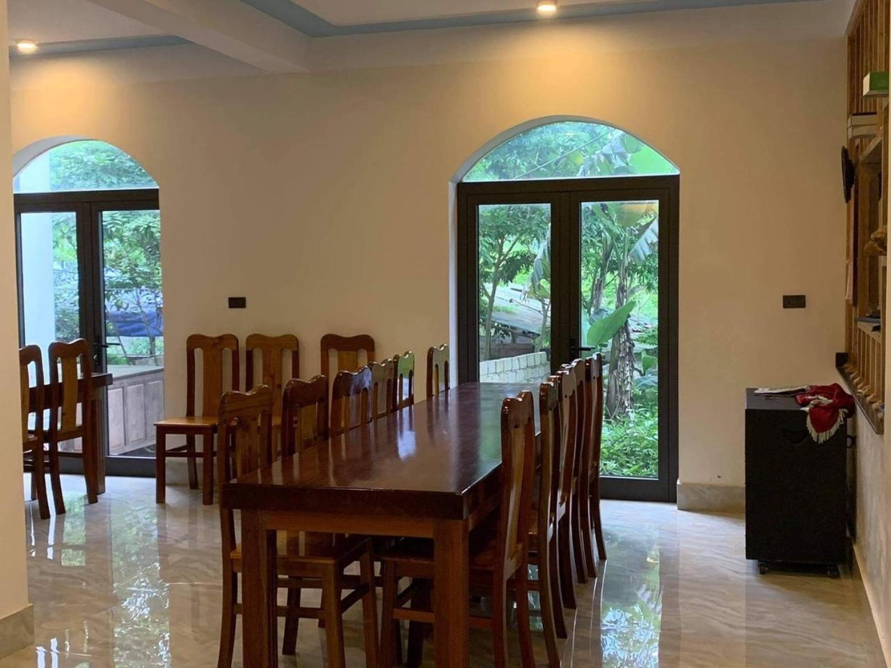 King Room with Pool View
