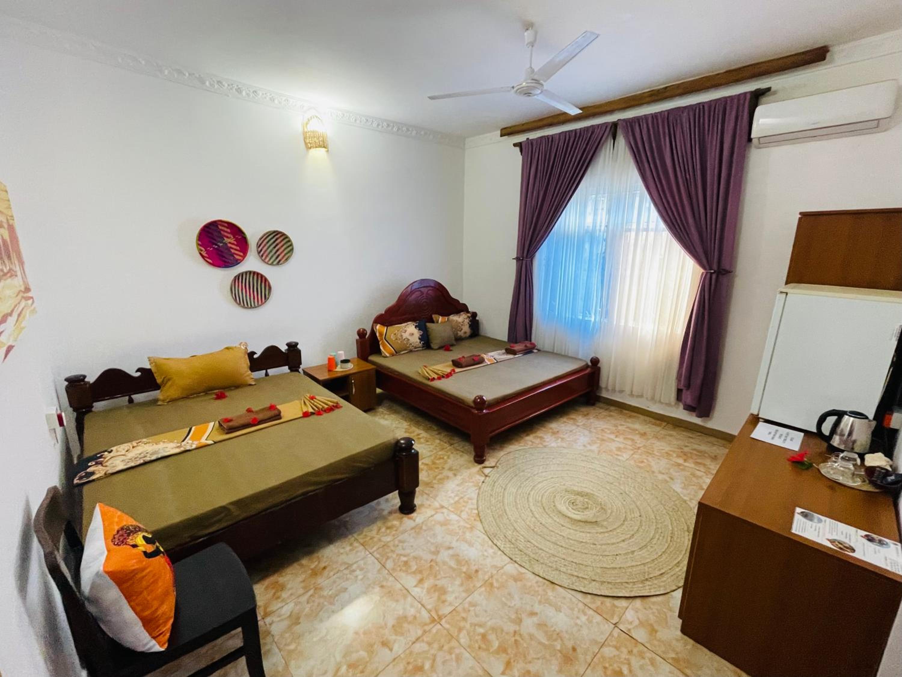 Family Room - Photo 1