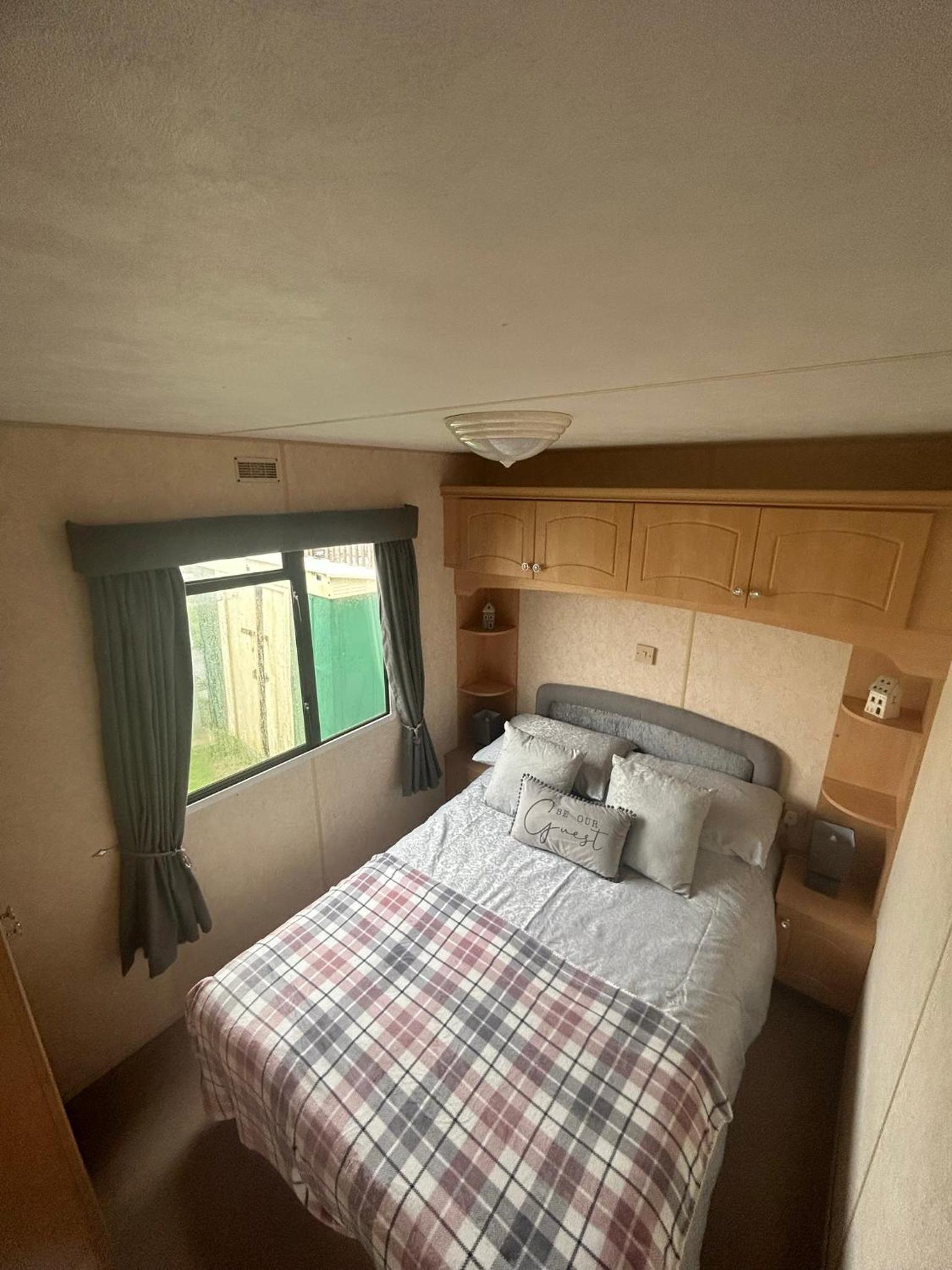 Three-Bedroom House photo 3