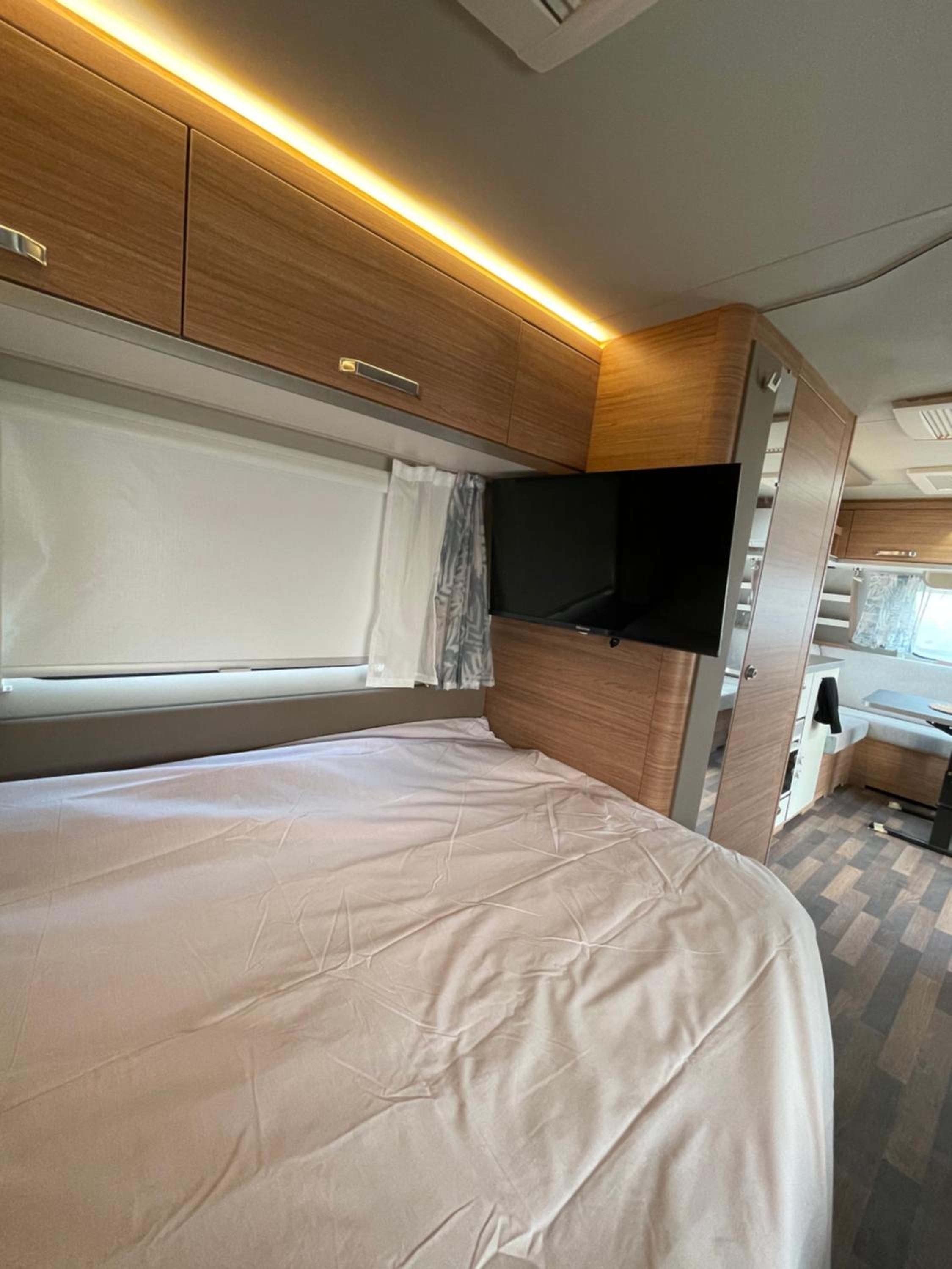 Caravan photo 2