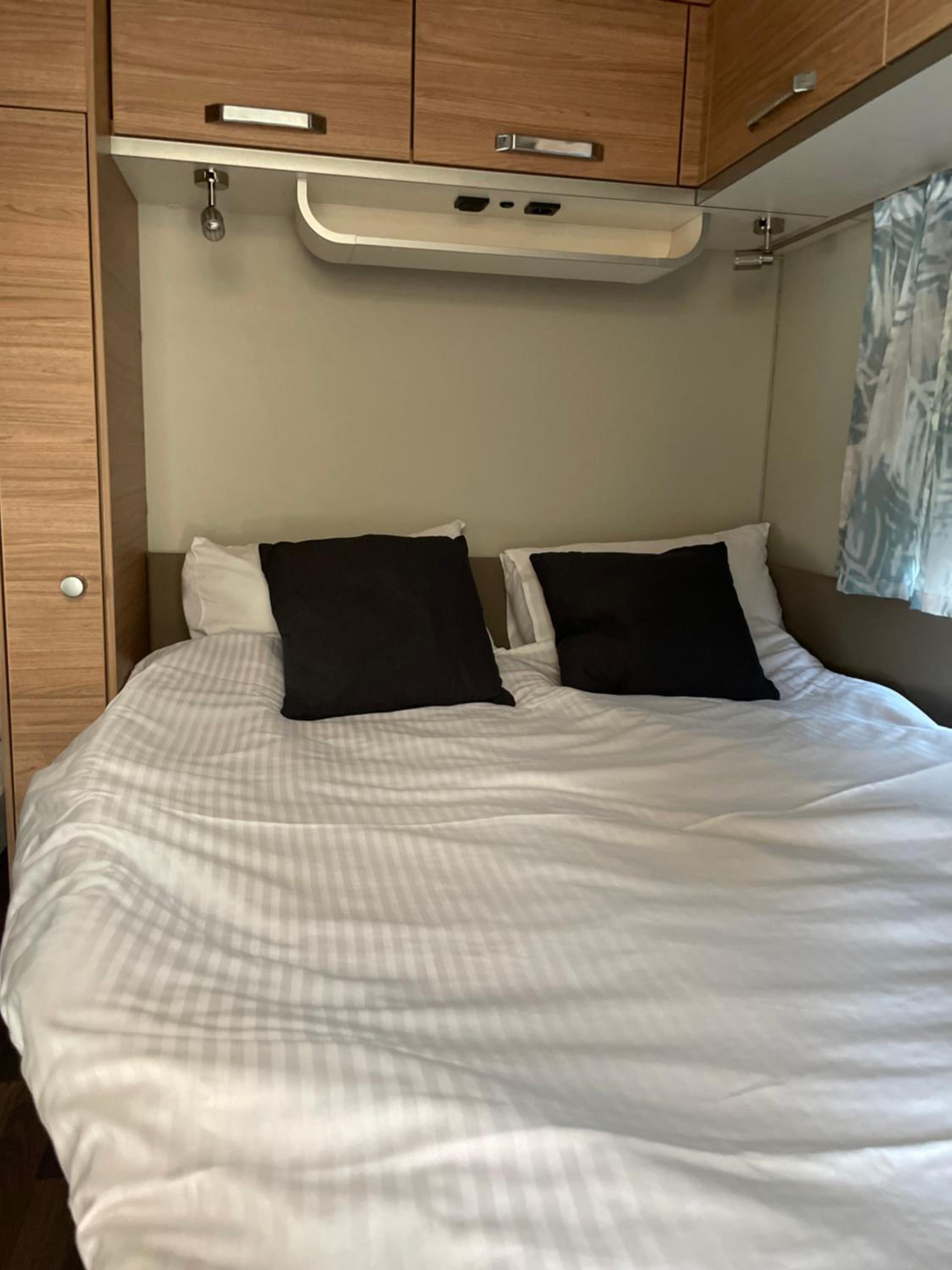 Caravan photo 1