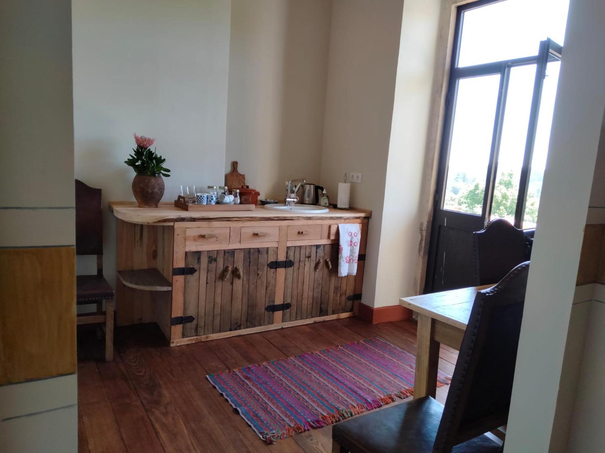 Deluxe Family Suite photo 3
