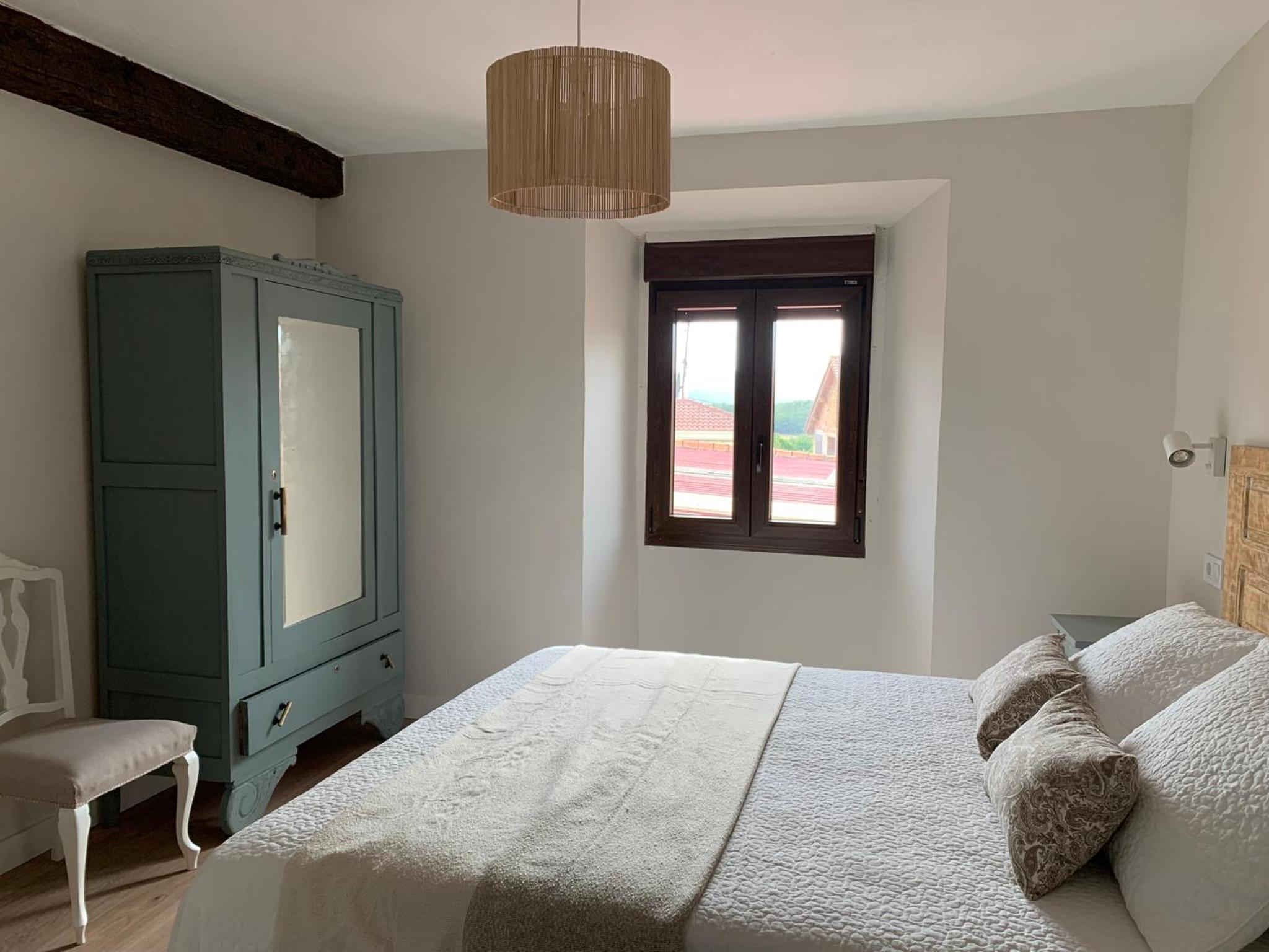Casa de tres habitaciones