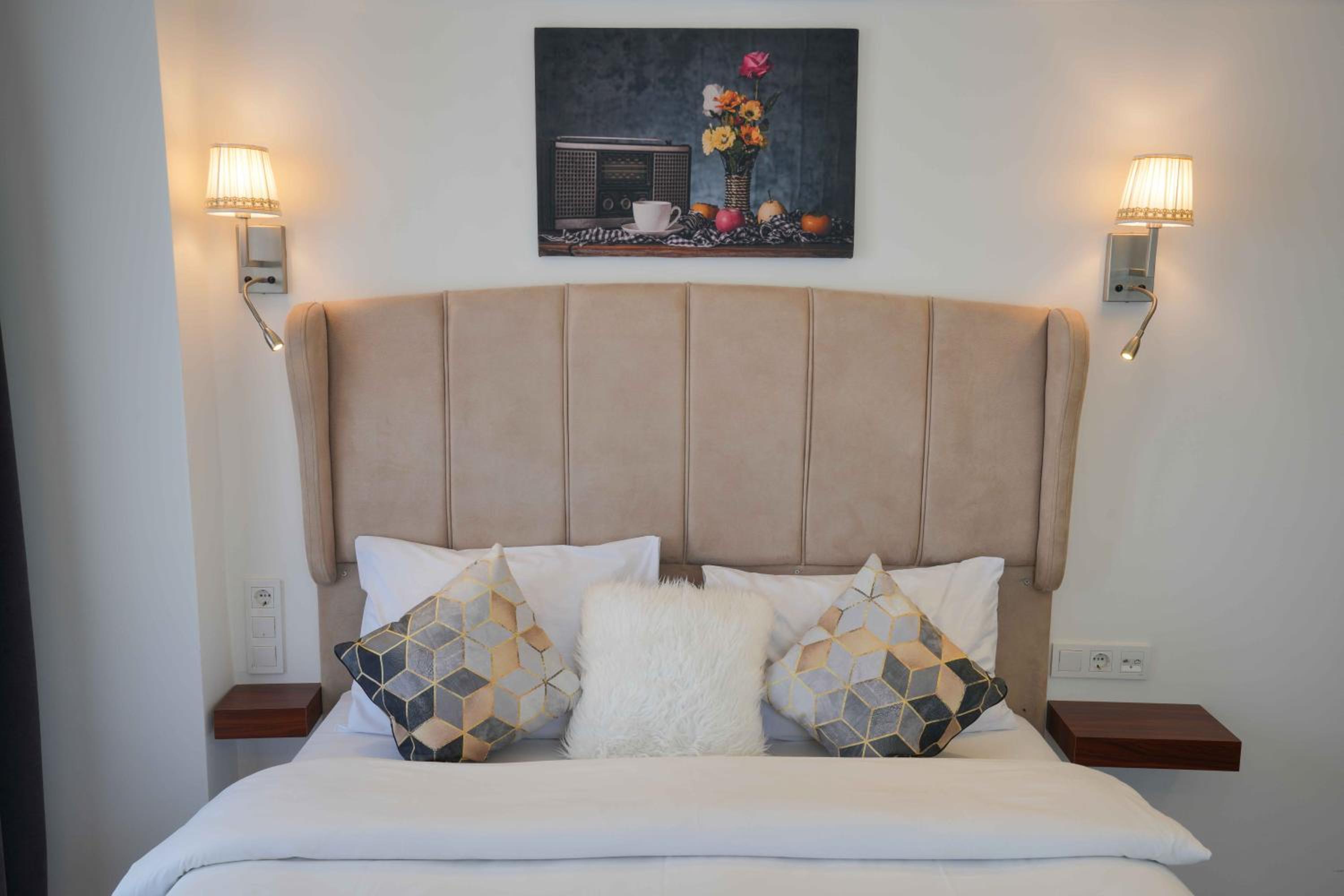 Deluxe Triple Room photo 3