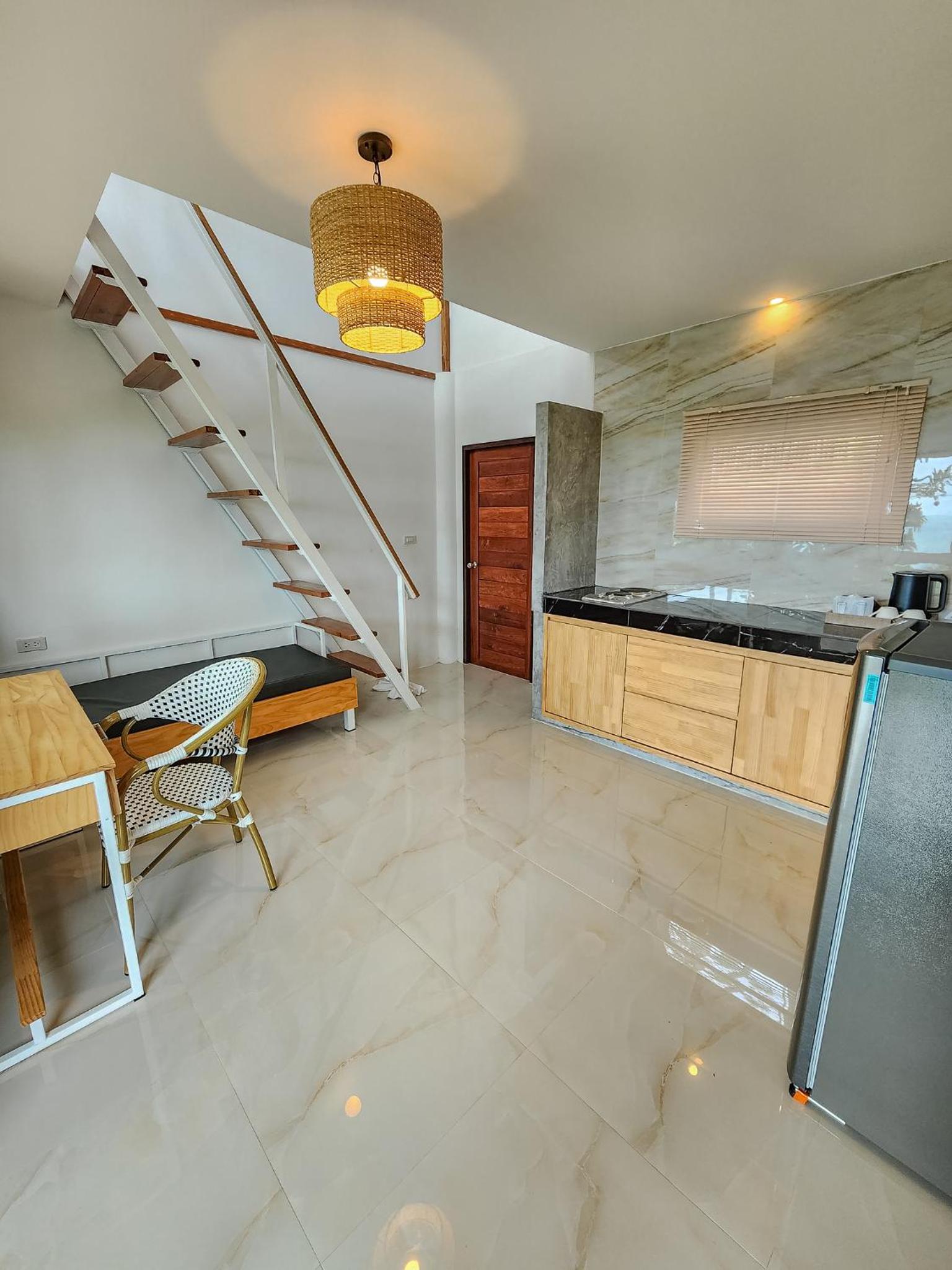 Deluxe Bungalow with Sea View - Photo 5