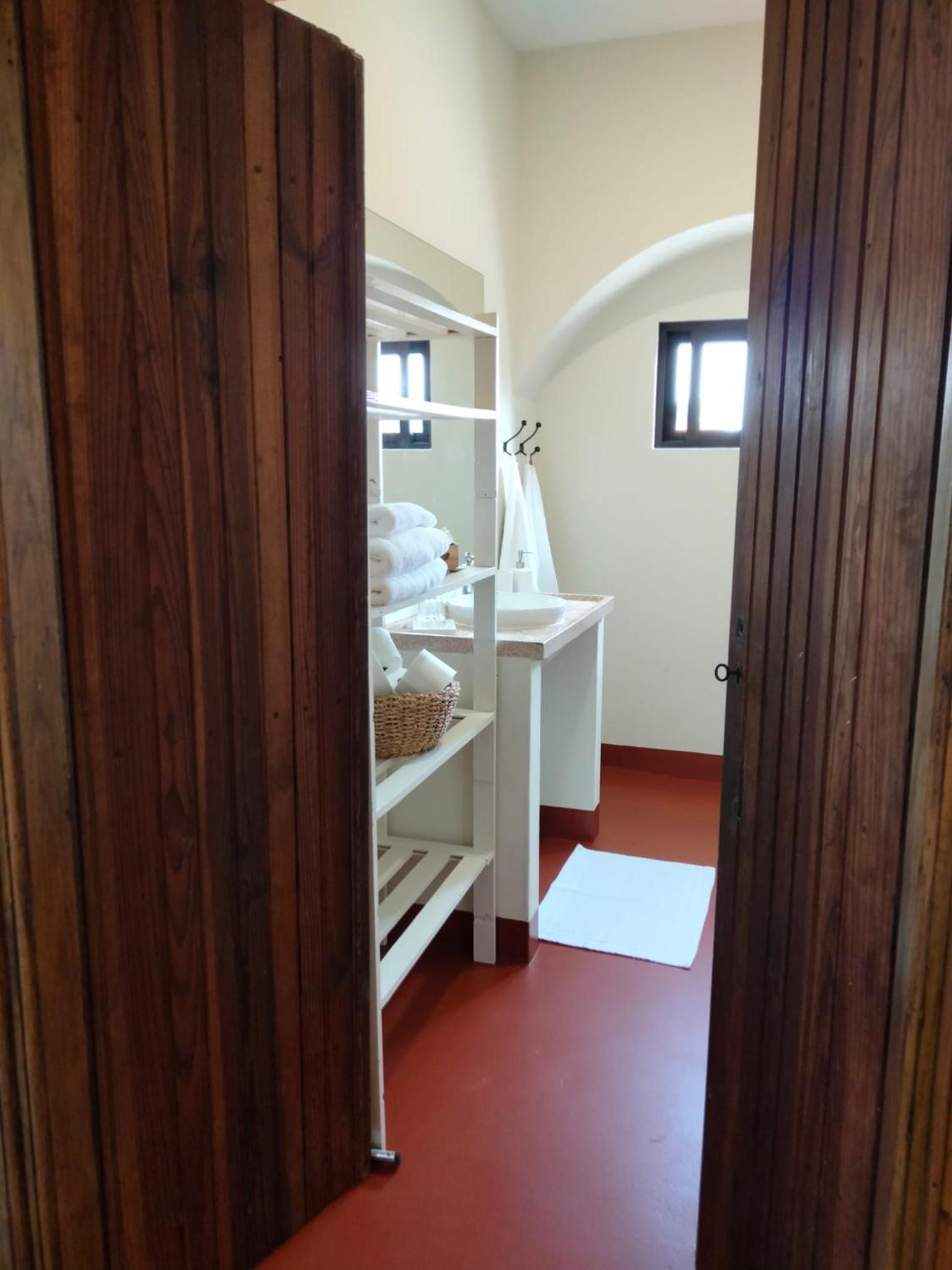 Apartment - Ground Floor photo 2