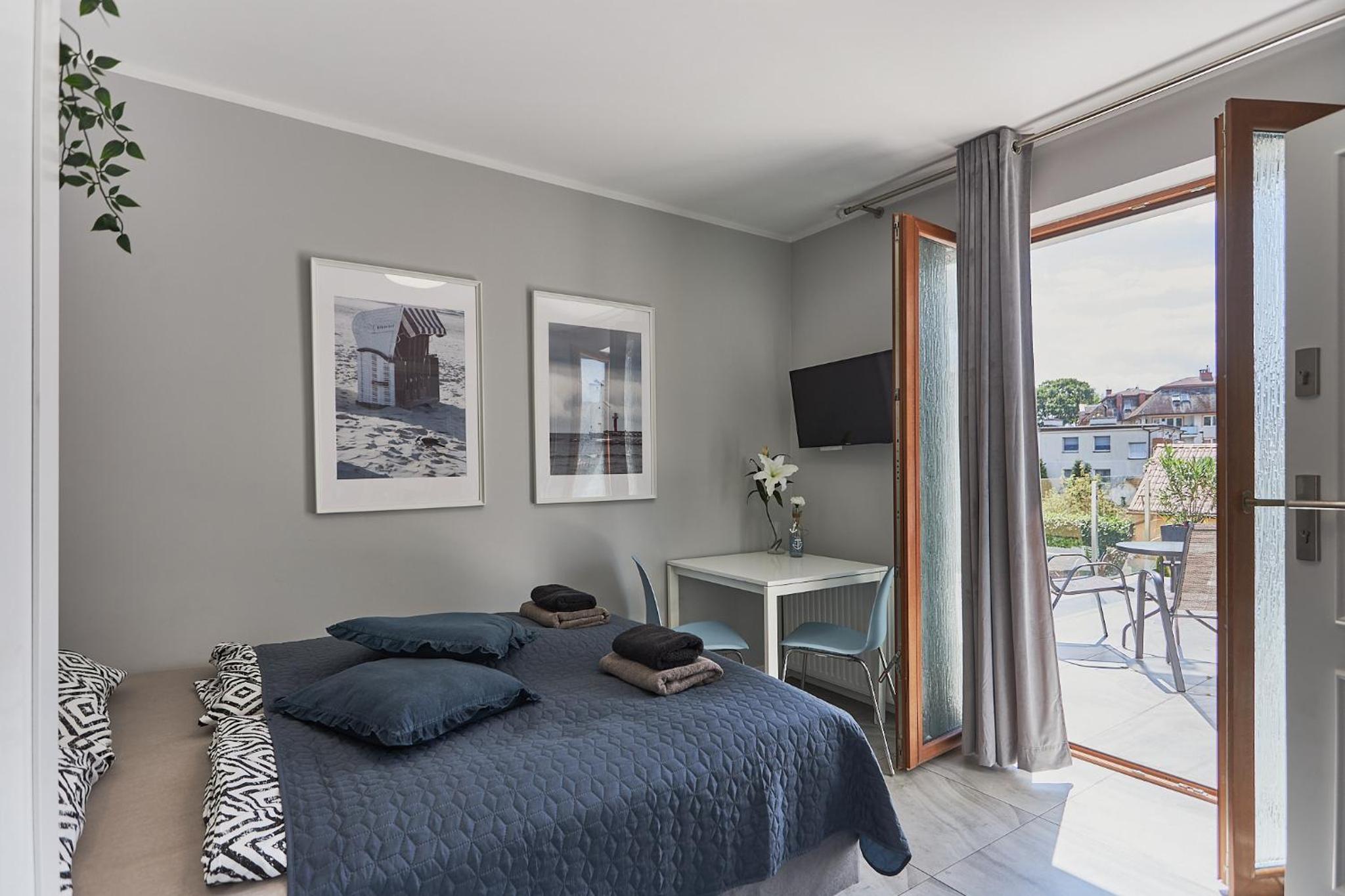 Double or Twin Room with Bathroom photo 1