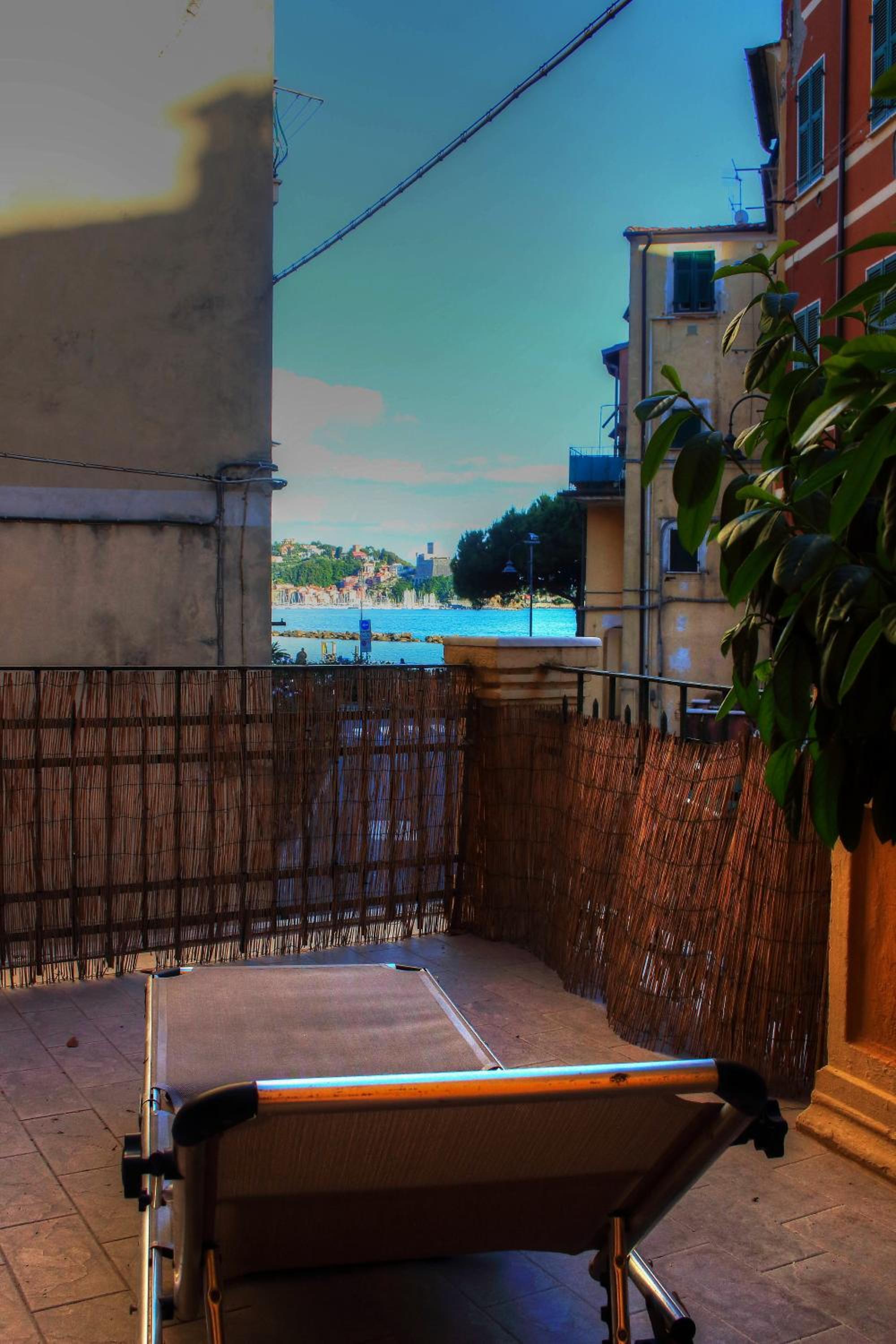 Superior Double Room with Sea View - Photo 10