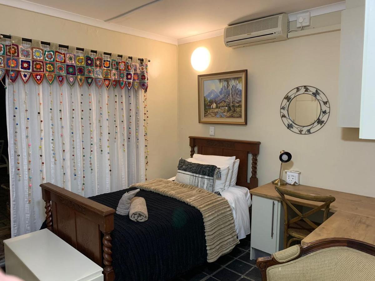 Deluxe Single Room photo 2