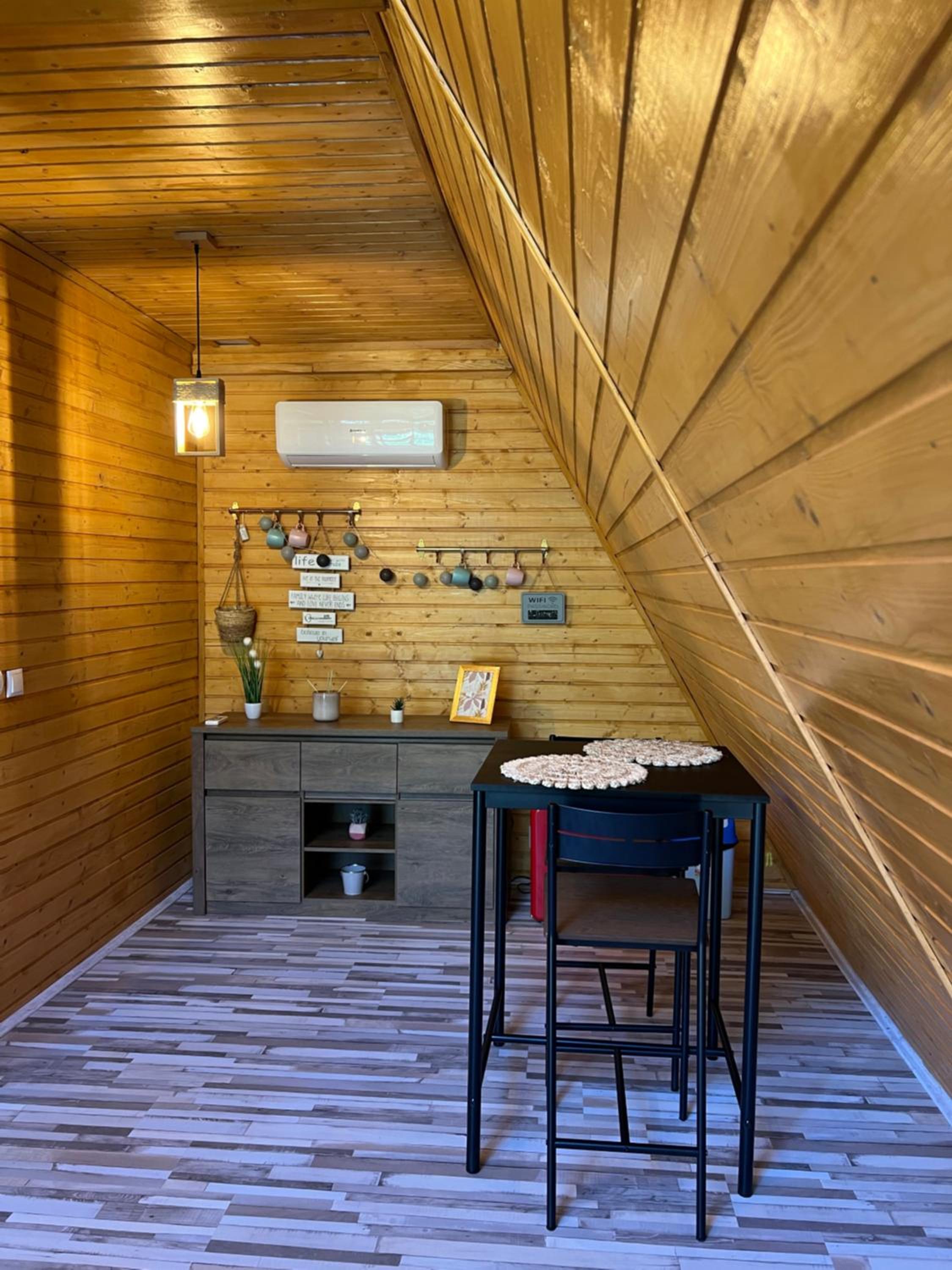 One-Bedroom House photo 2