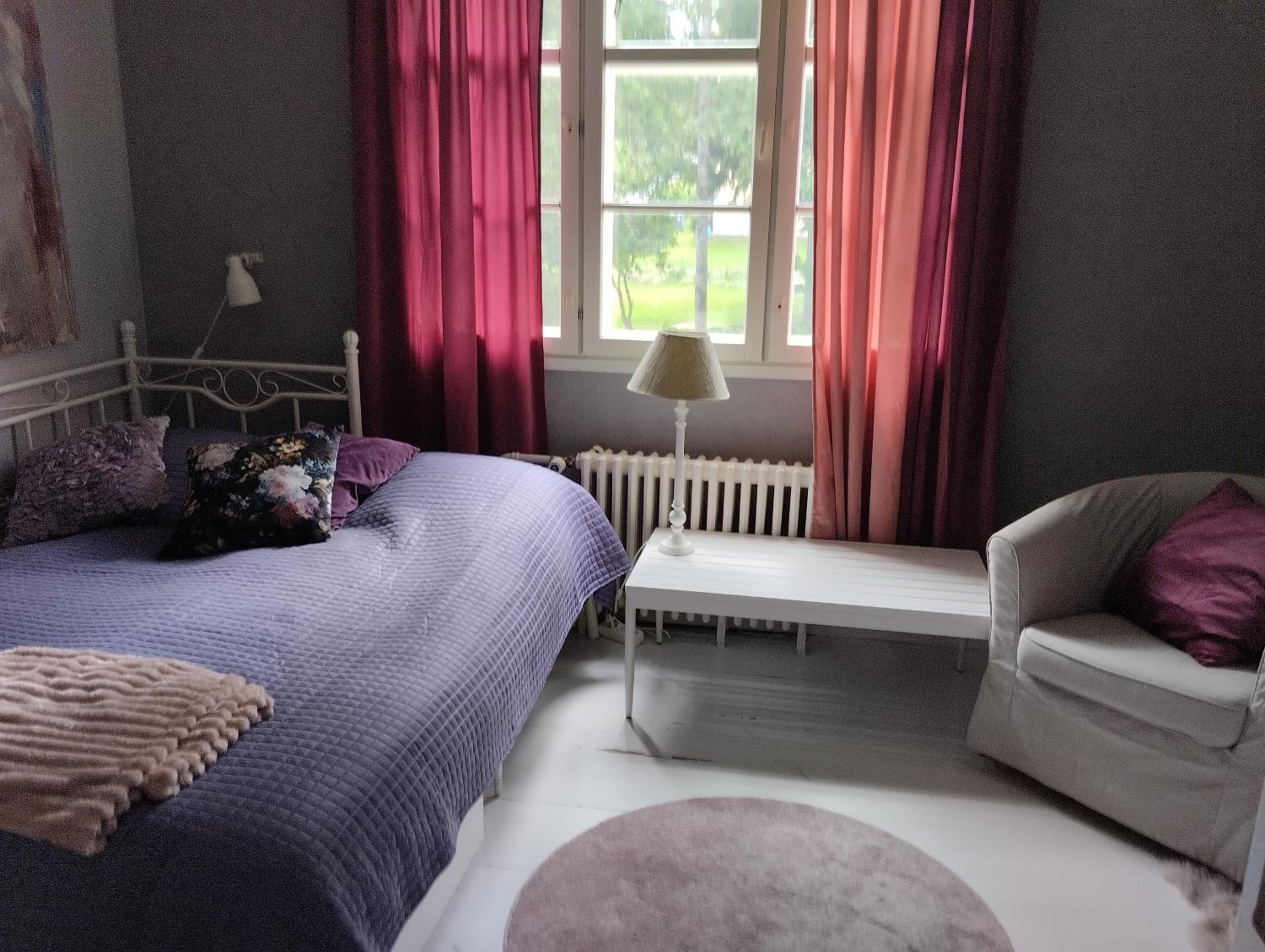 Small Double Room photo 2