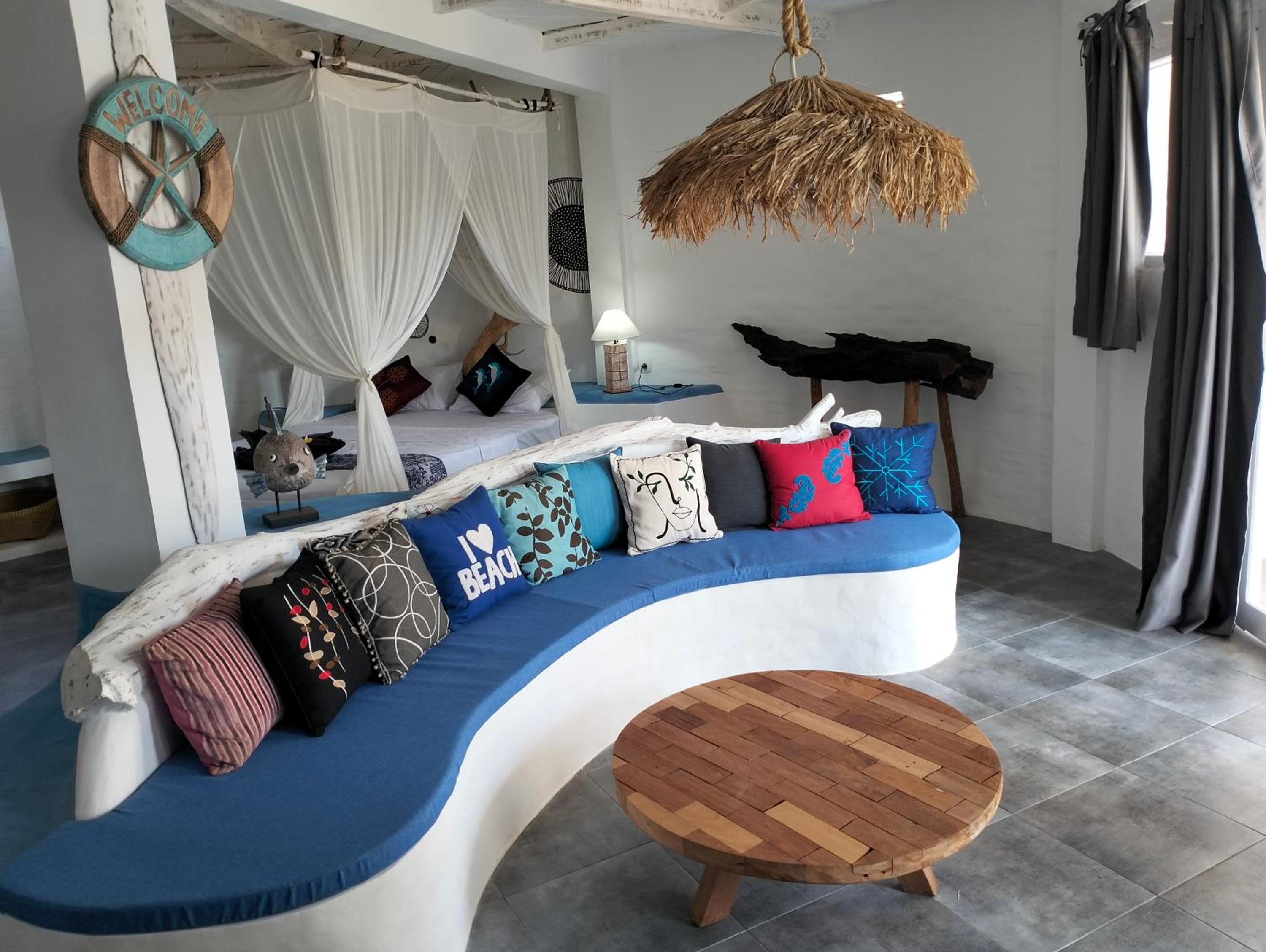 Family Room with Sea View
