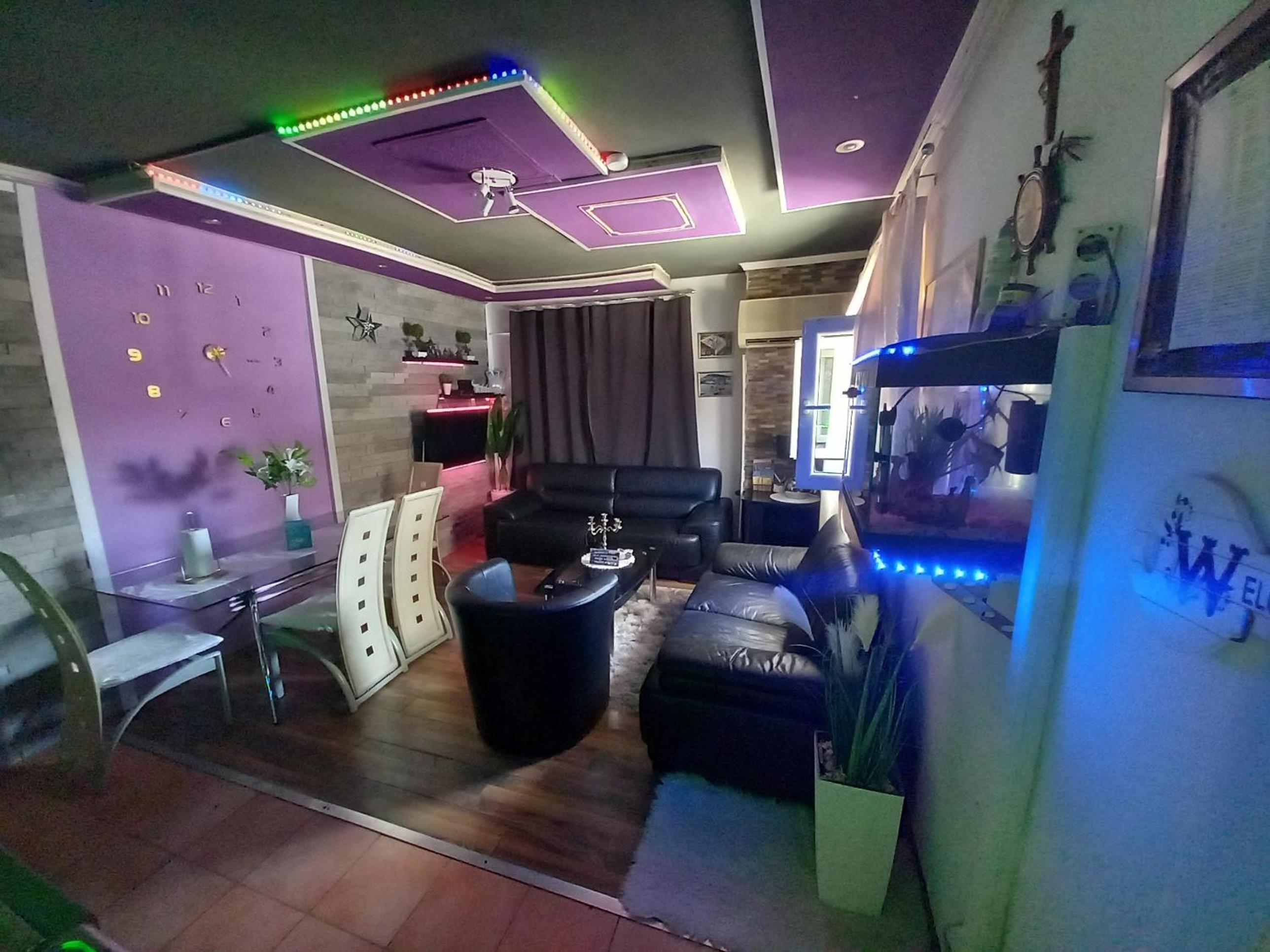 Two-Bedroom Apartment - Photo 32