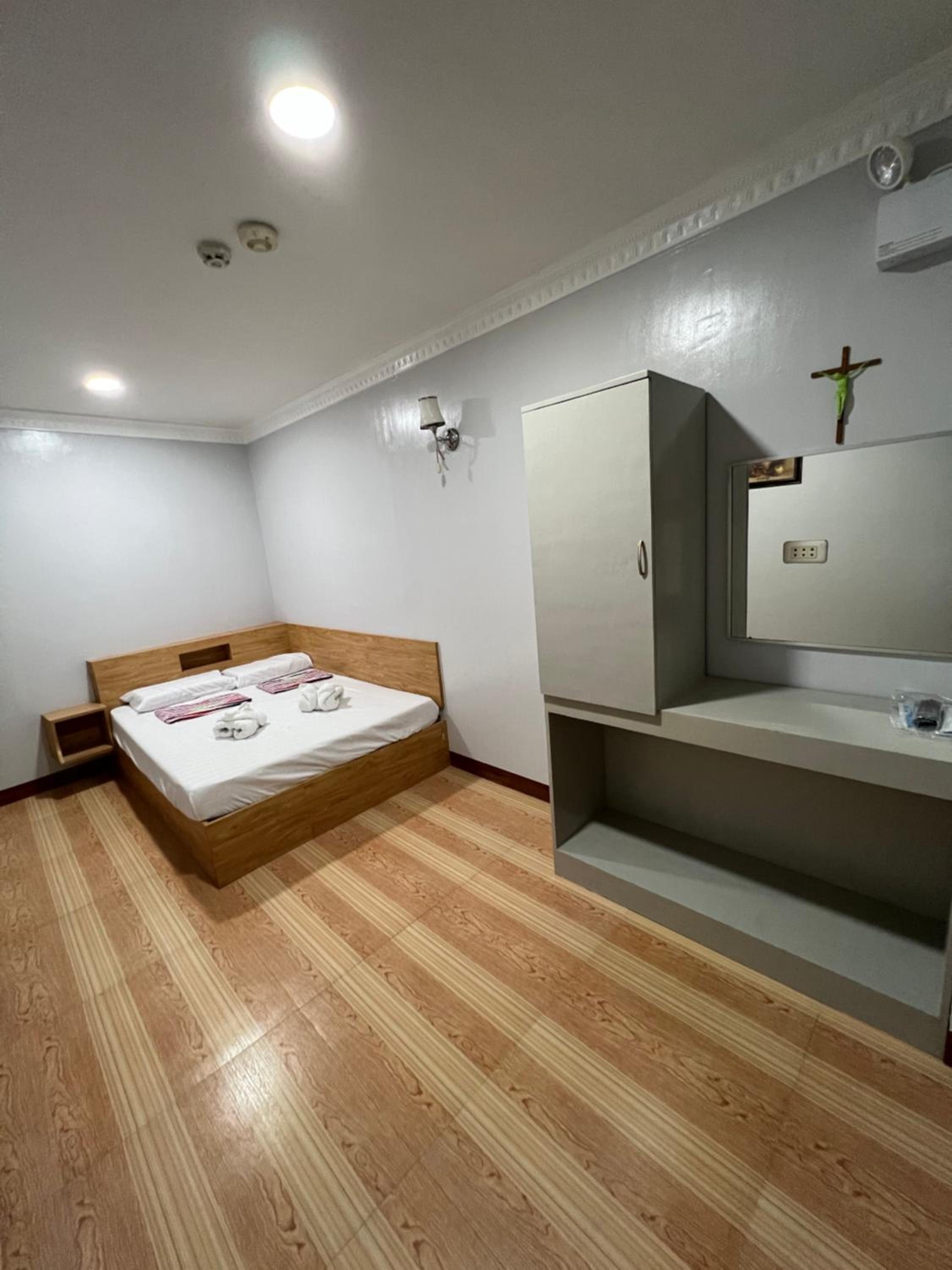 Economy Double Room - Photo 3