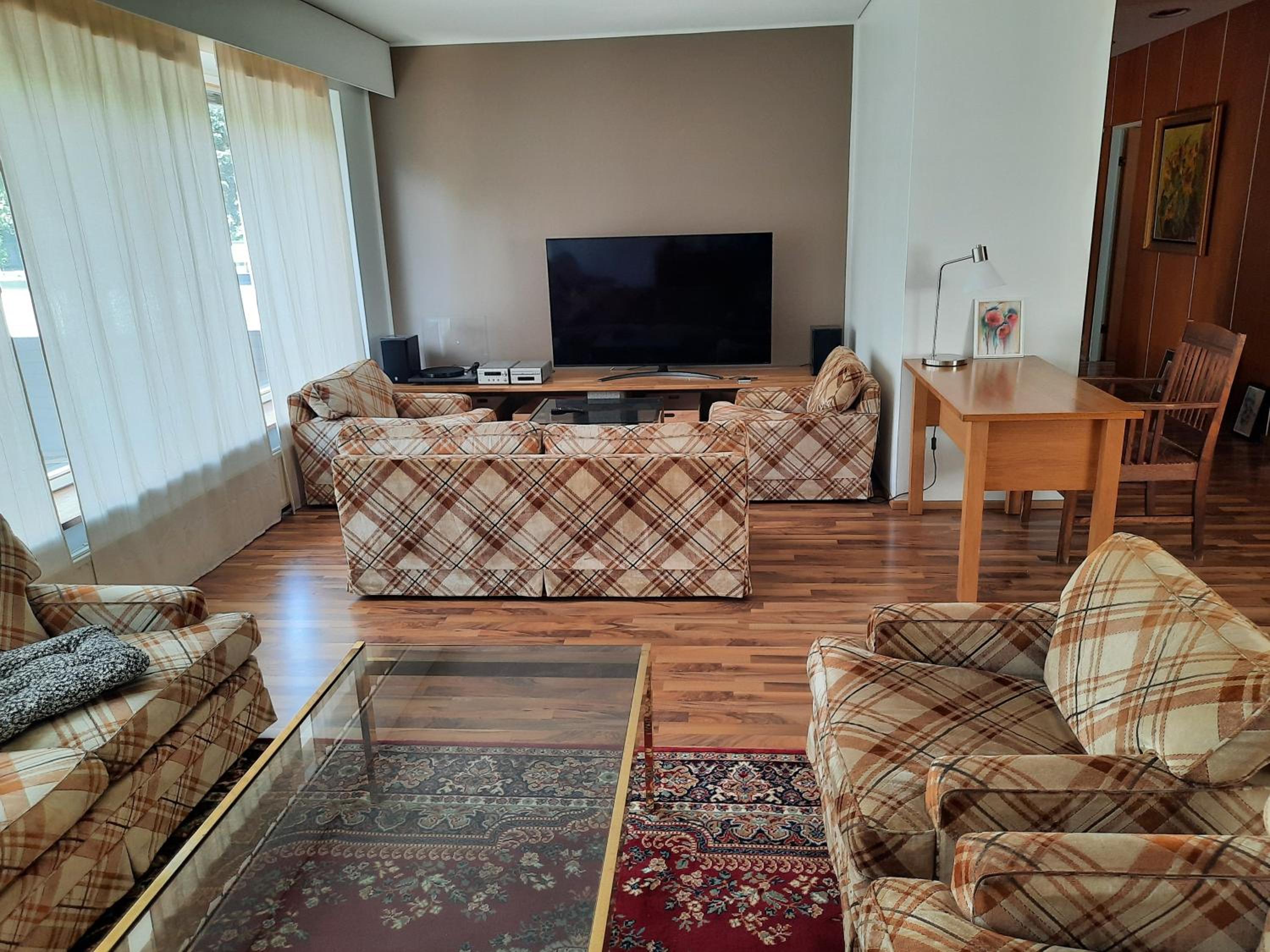 Four-Bedroom House photo 1