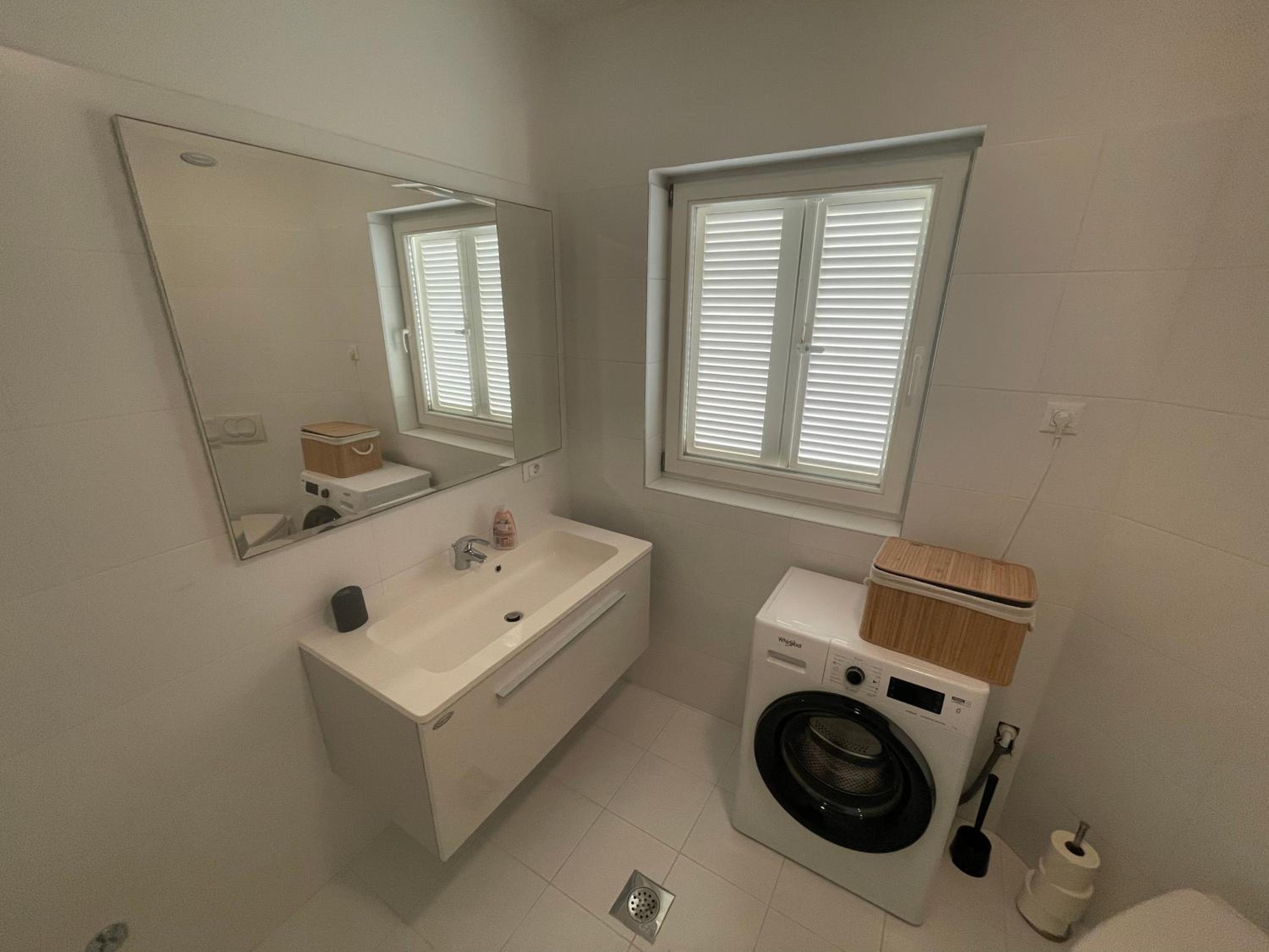 Studio Apartment photo 2