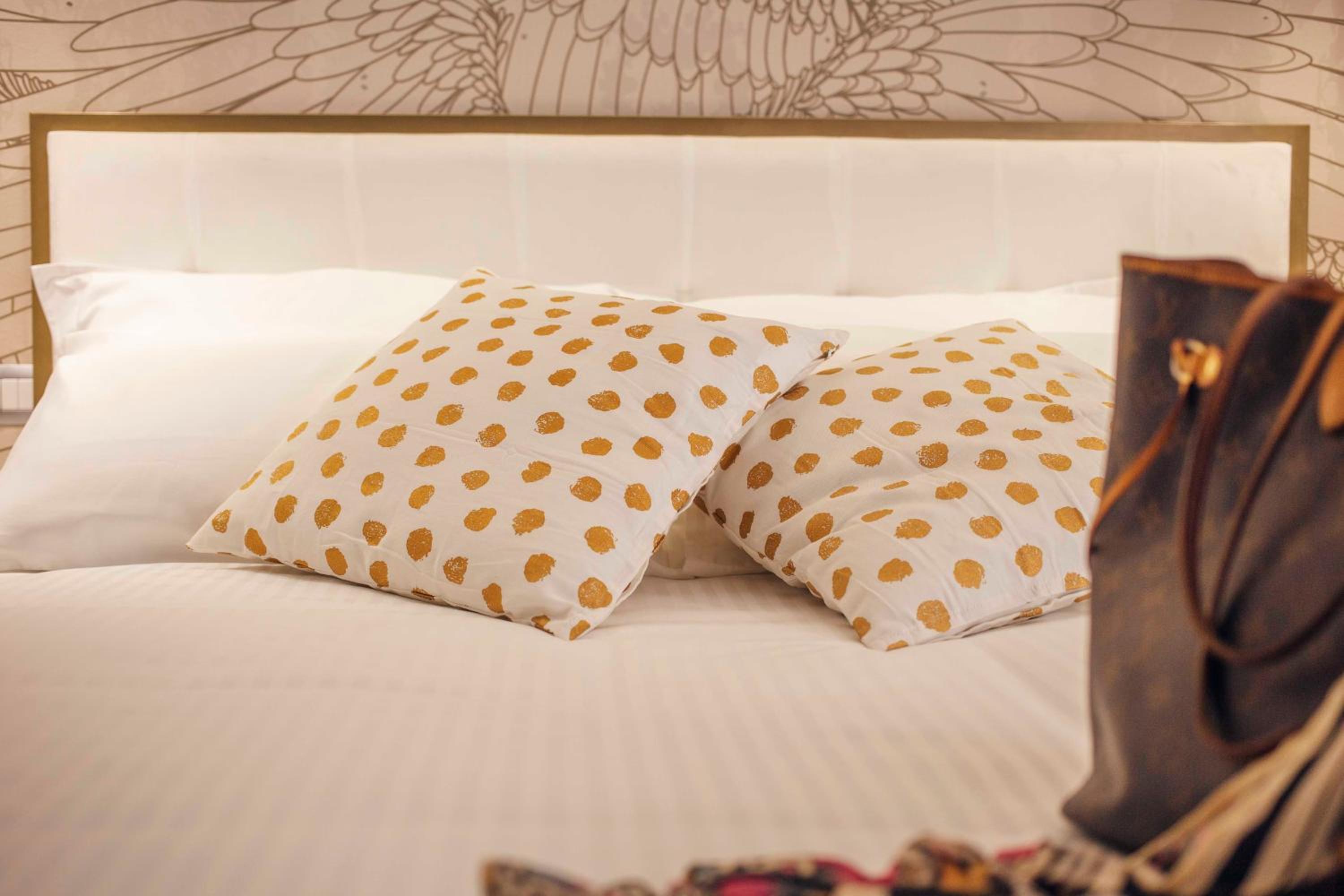 Deluxe Double or Twin Room photo 1